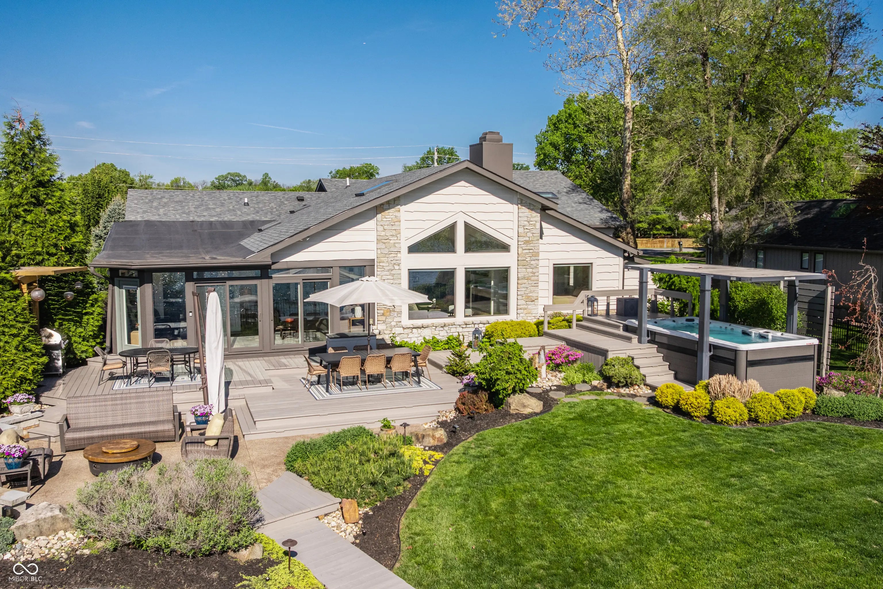 Photo of 4951 Fall Creek Road Indianapolis, IN 46220