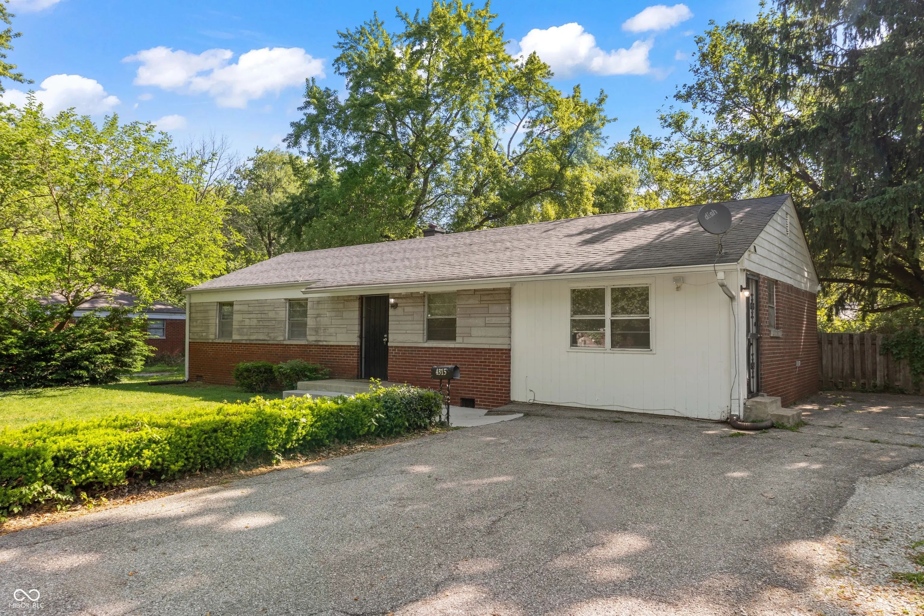 4315 N Whittier Place, Indianapolis