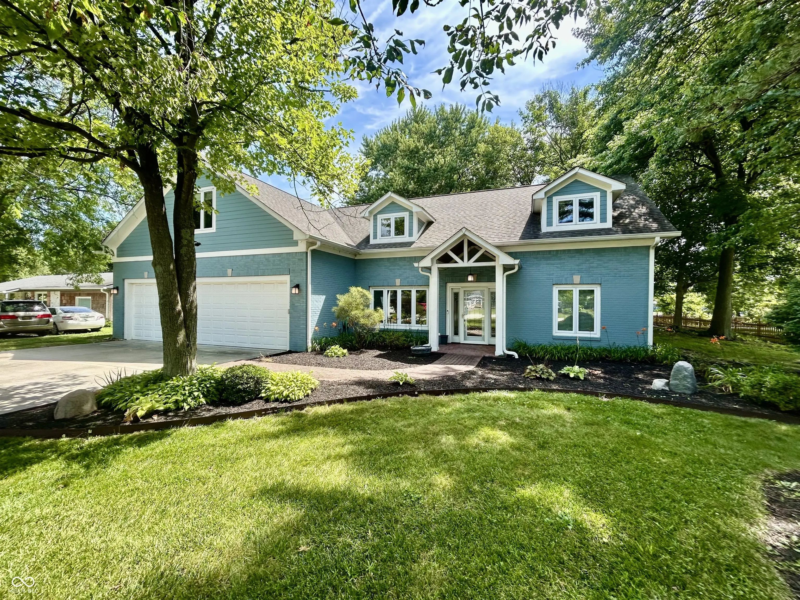 12604 Markay Drive, Fishers