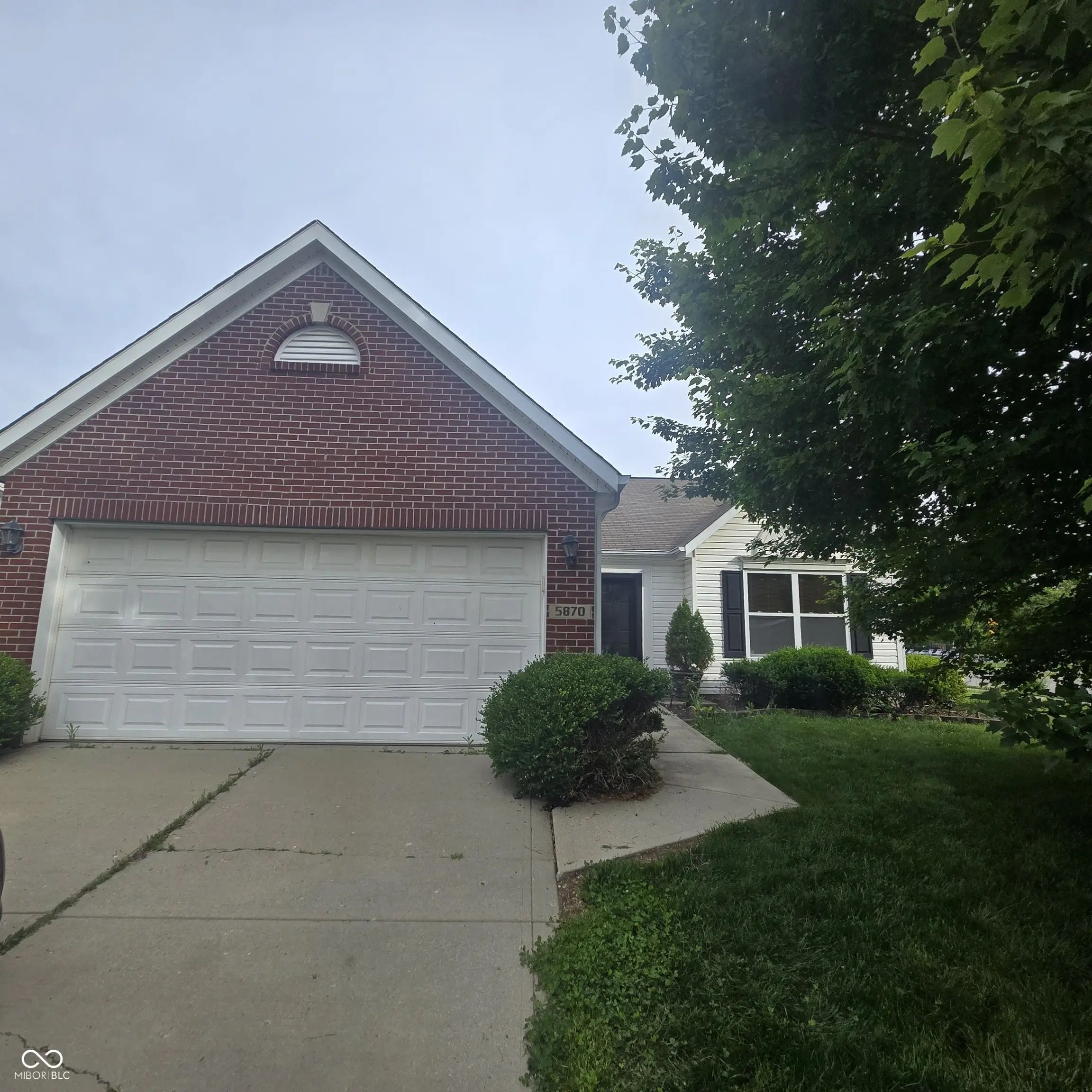 Photo of 5870 Mill Oak Drive Noblesville, IN 46062