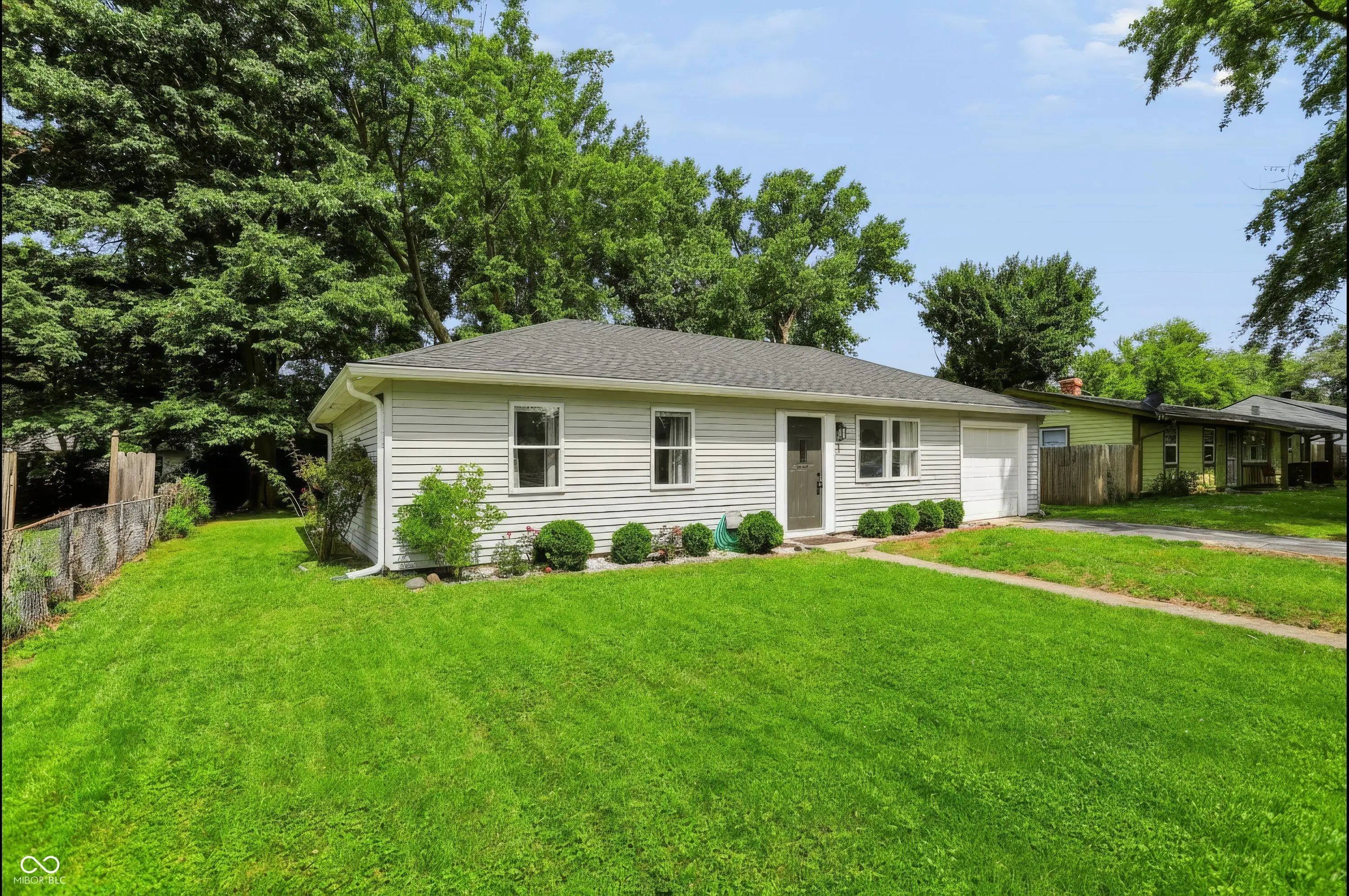 3250 Davis, Indianapolis