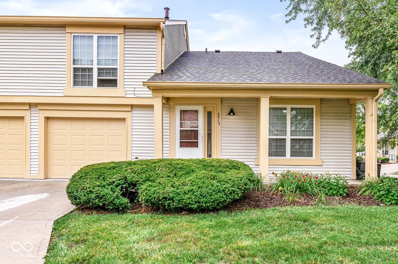 Photo of 2513 Chaseway Court Indianapolis, IN 46268
