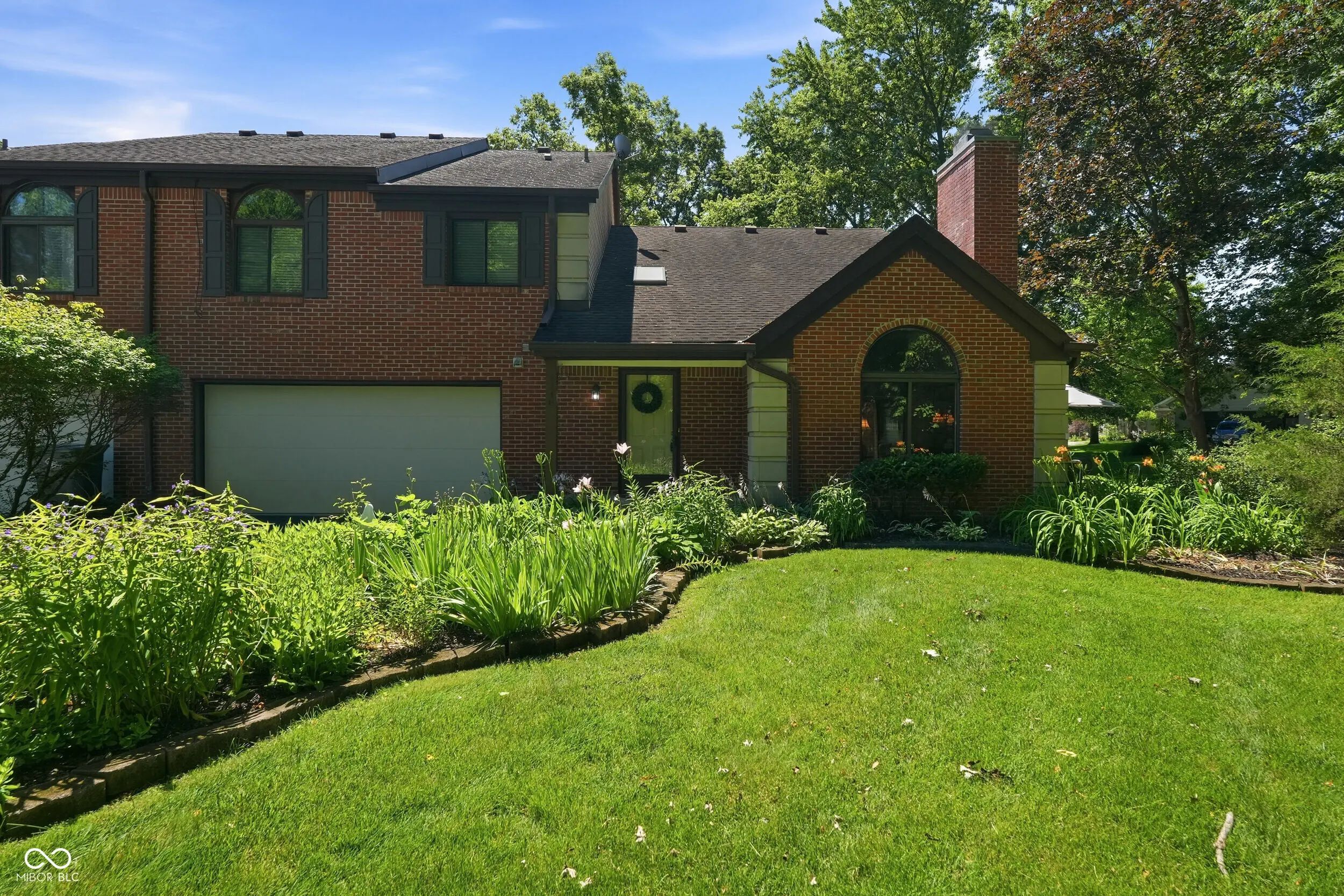 Photo of 9248 Golden Woods Drive Indianapolis, IN 46268