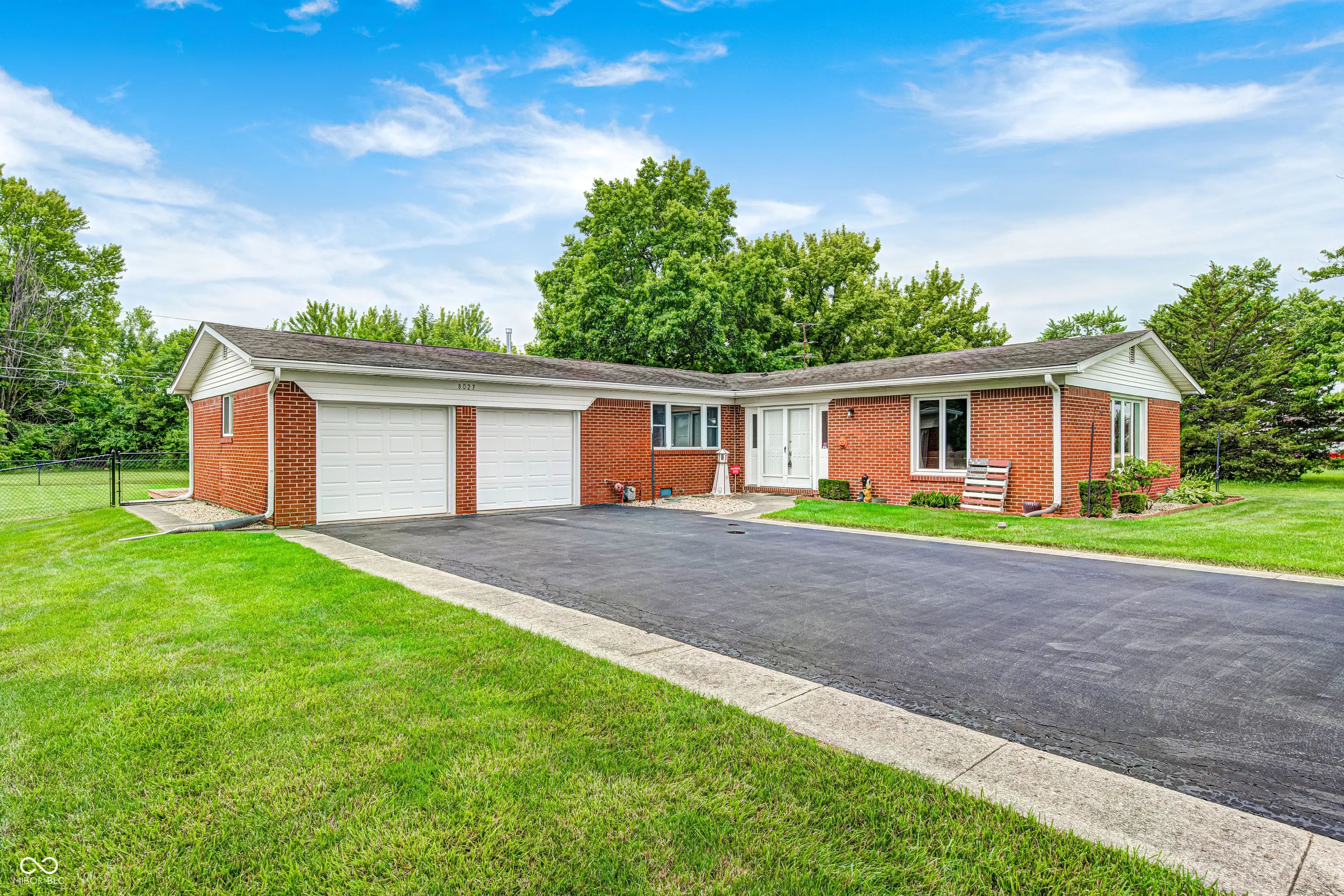 8027 E Troy Avenue, Indianapolis