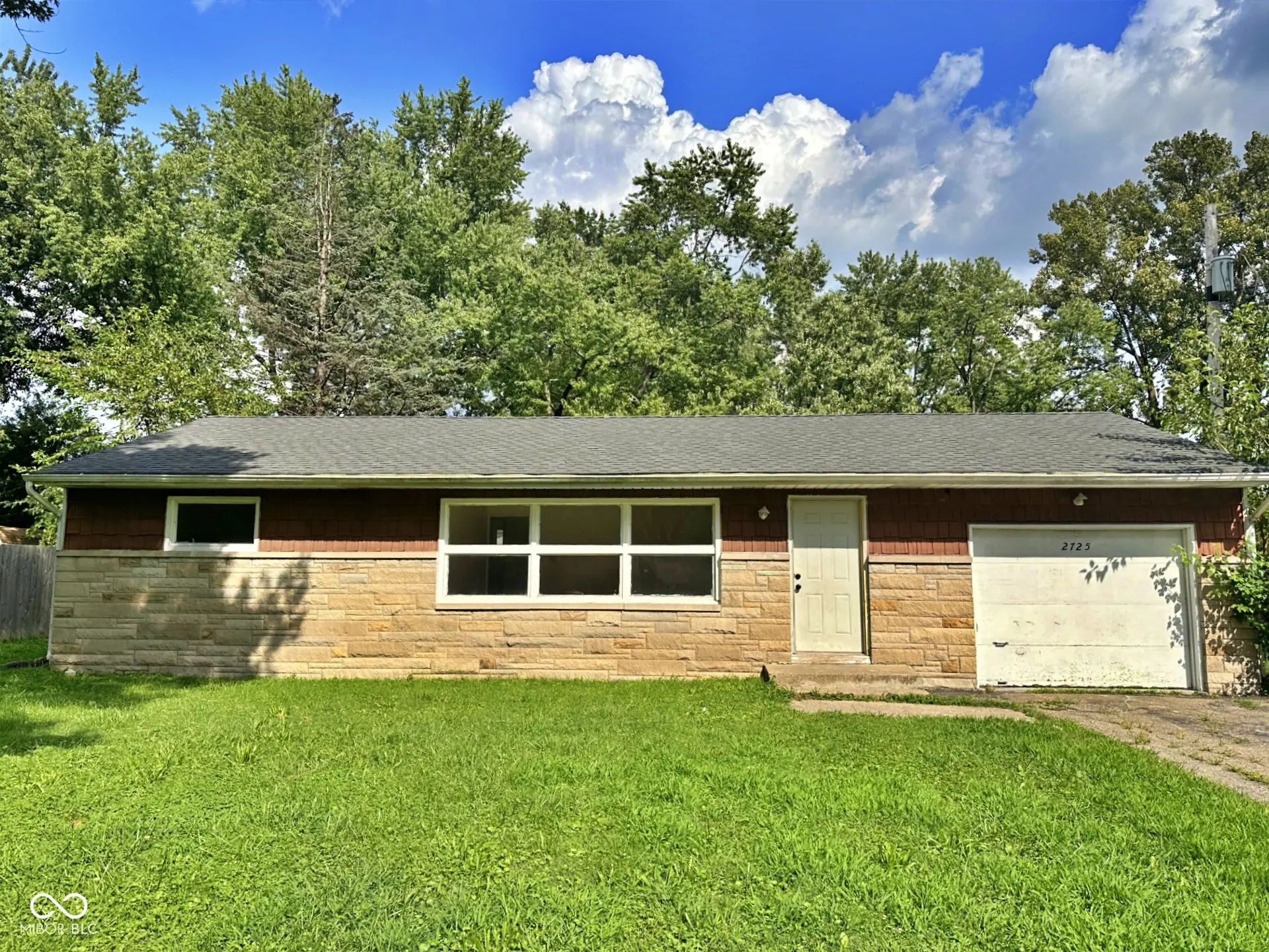 2725 Kristen Drive W, Indianapolis