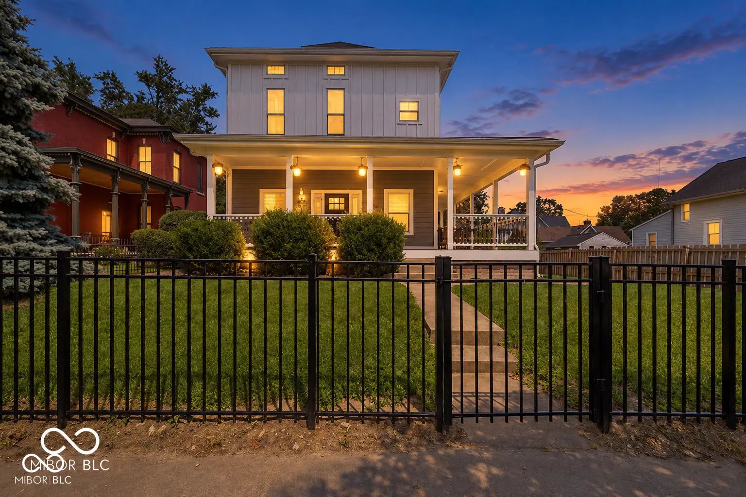 Photo of 215 N Arsenal Avenue Indianapolis, IN 46201