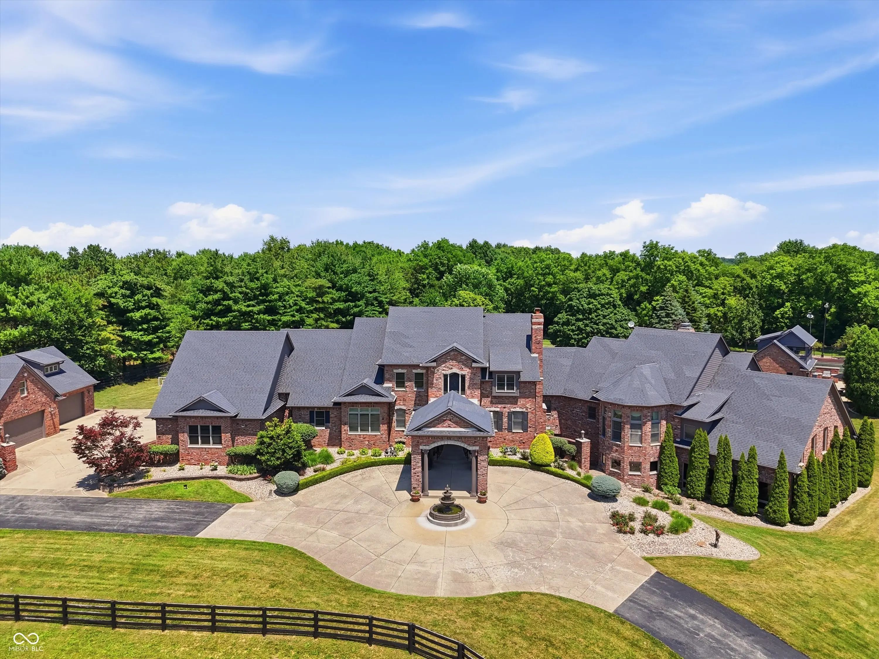 Photo of 6158 State Road 144 Greenwood, IN 46143