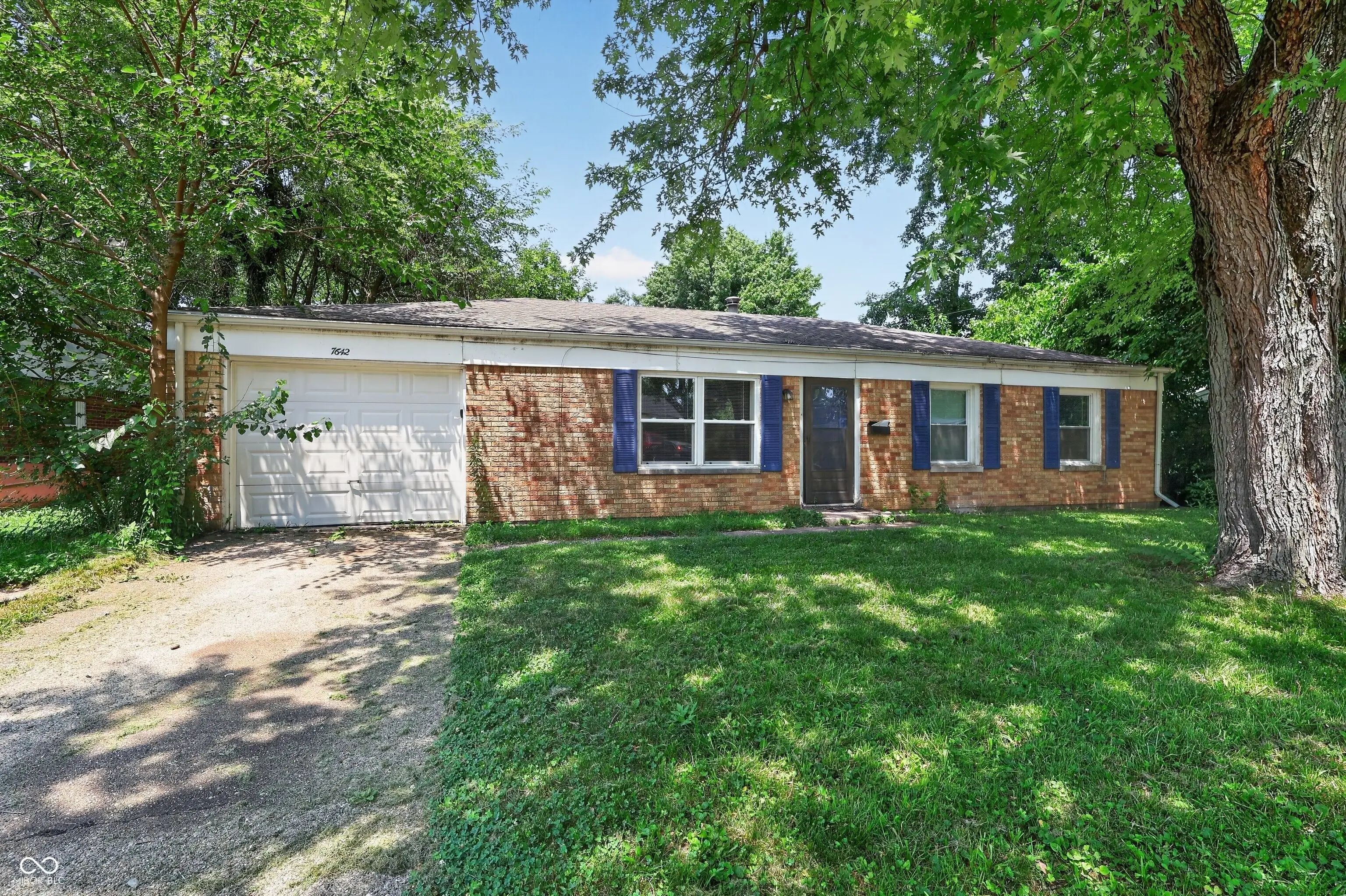 7642 E 34th Place, Indianapolis