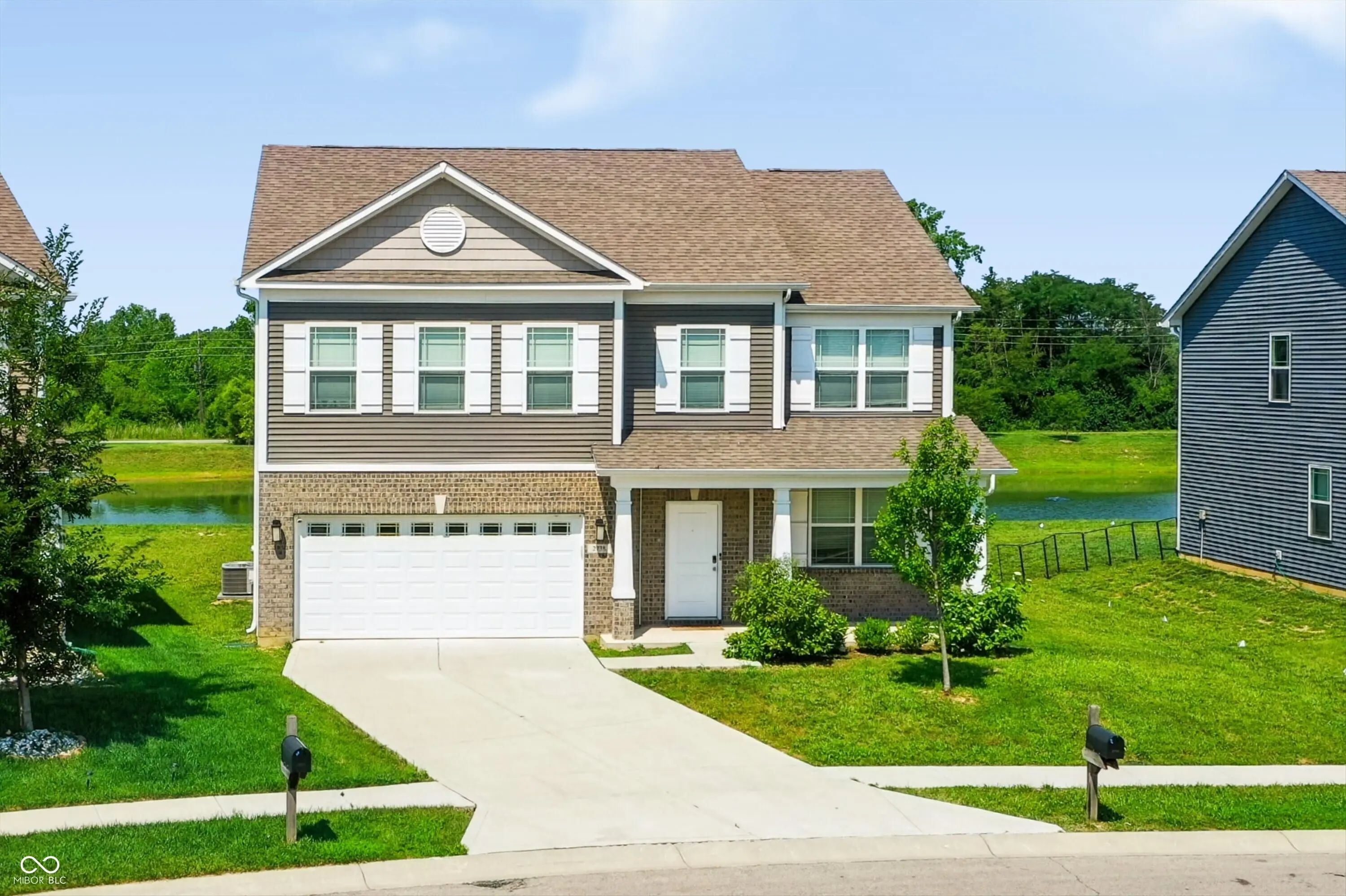 2738 Pointe Club Road, Indianapolis