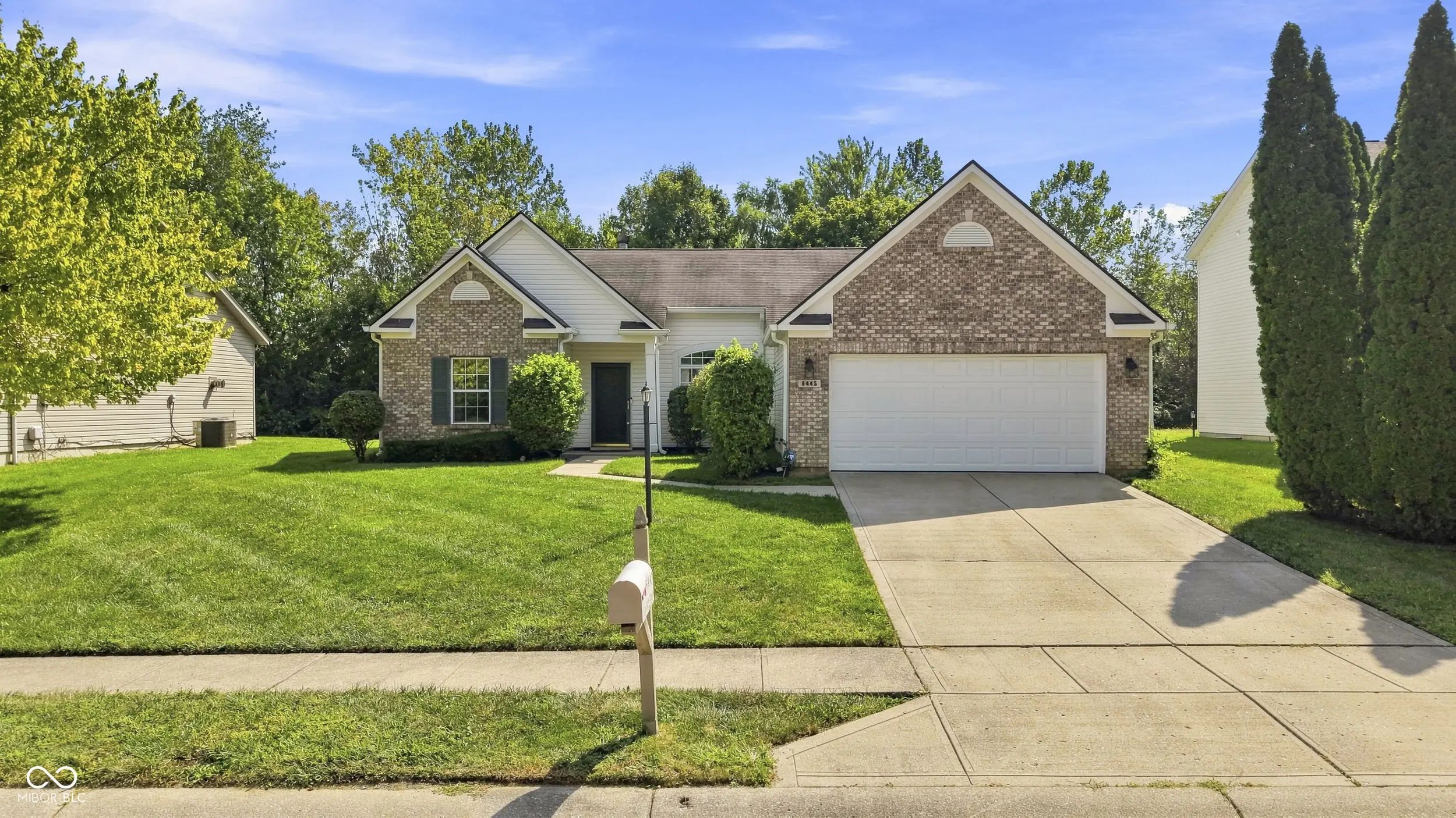 Photo of 6445 Kentstone Drive Indianapolis, IN 46268