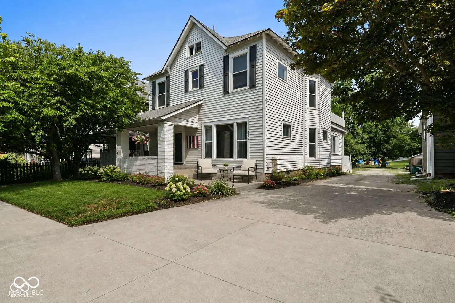 690 E Jefferson Street, Franklin