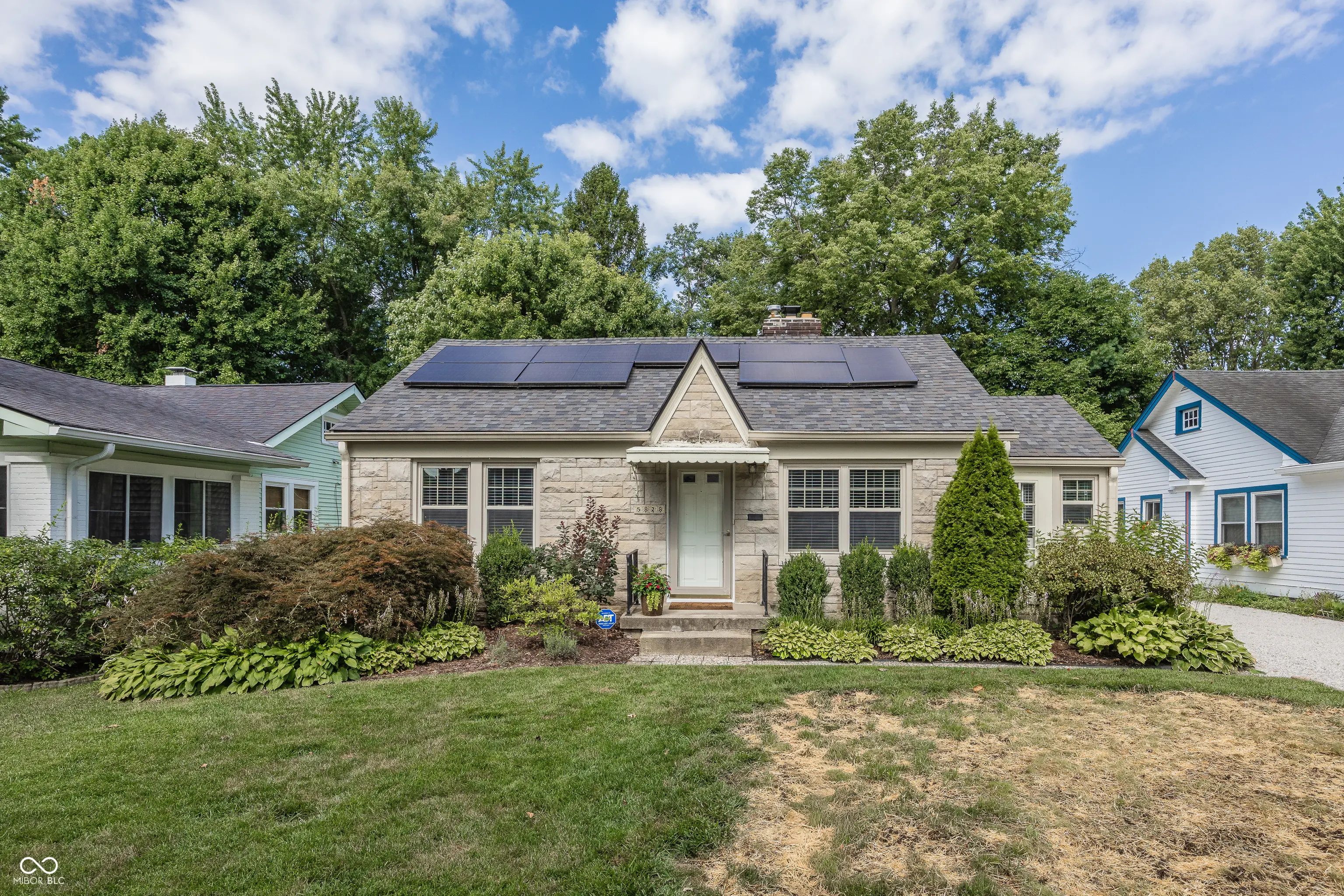 Photo of 5828 Indianola Avenue Indianapolis, IN 46220