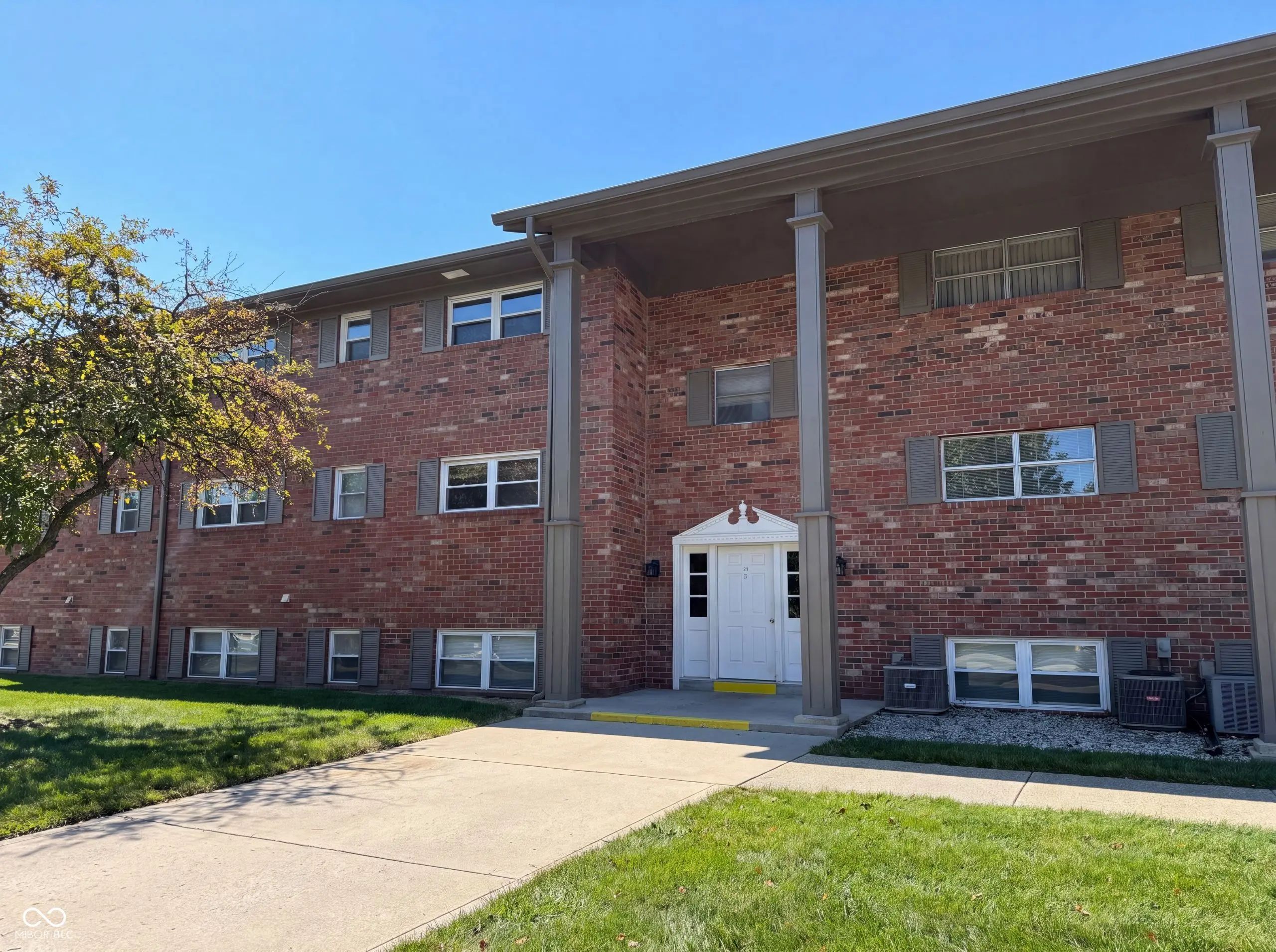 3135 E 52nd Street Unit E, Indianapolis