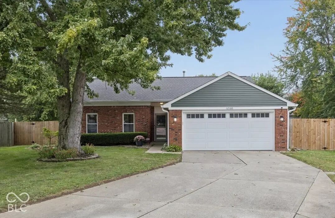 Photo of 12160 Pebblebrooke Court Indianapolis, IN 46236