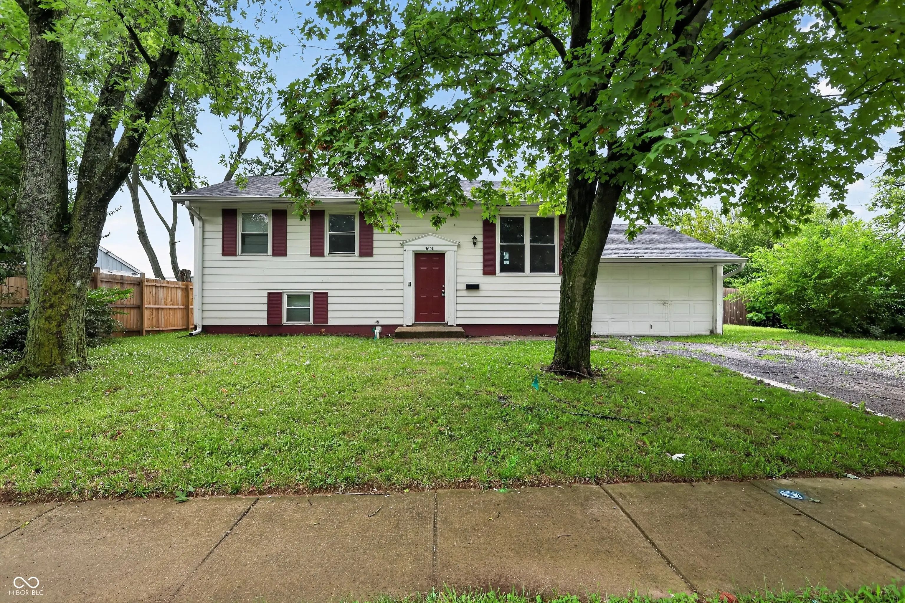 3651 Decamp Drive, Indianapolis