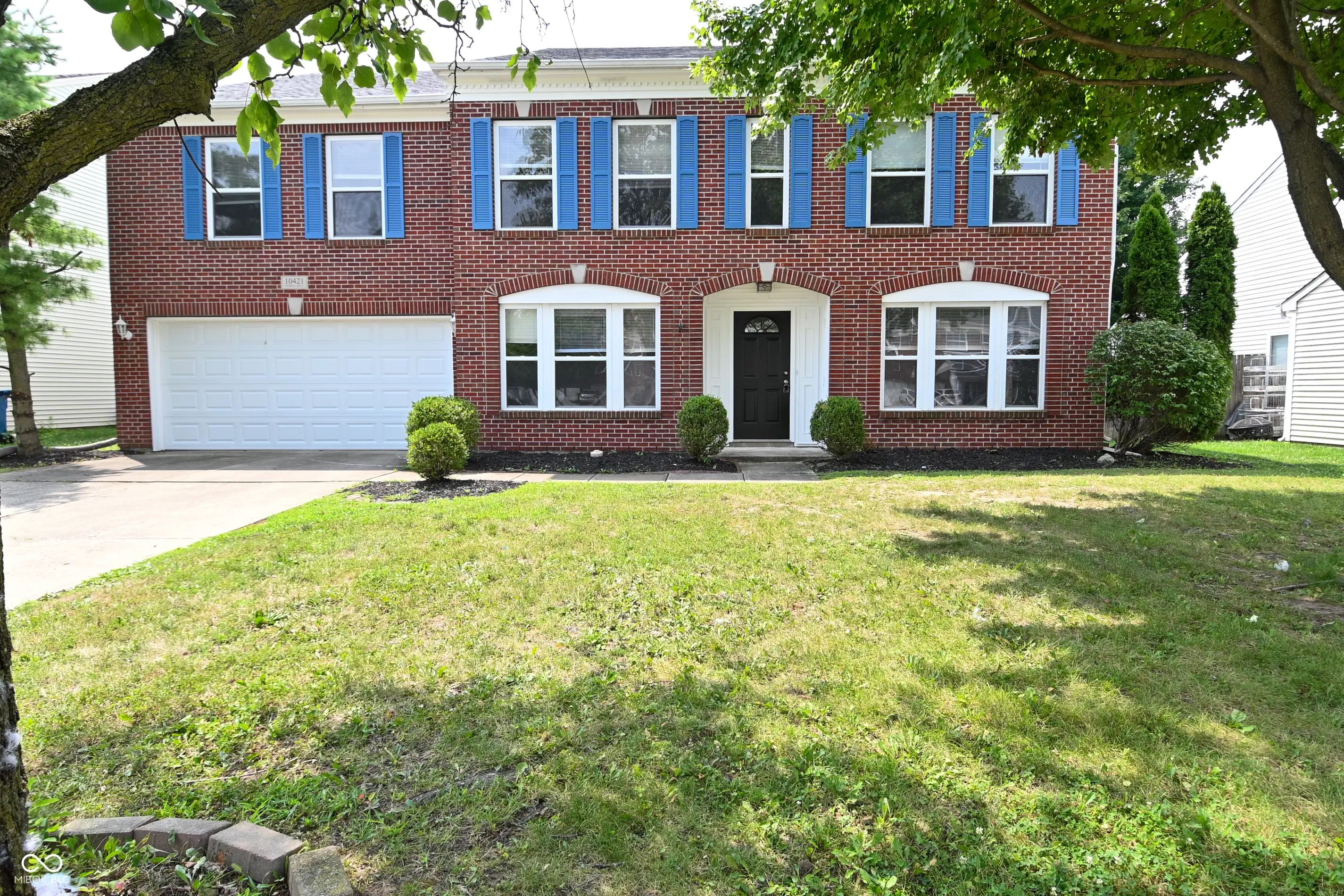 10421 Parmer Circle, Fishers