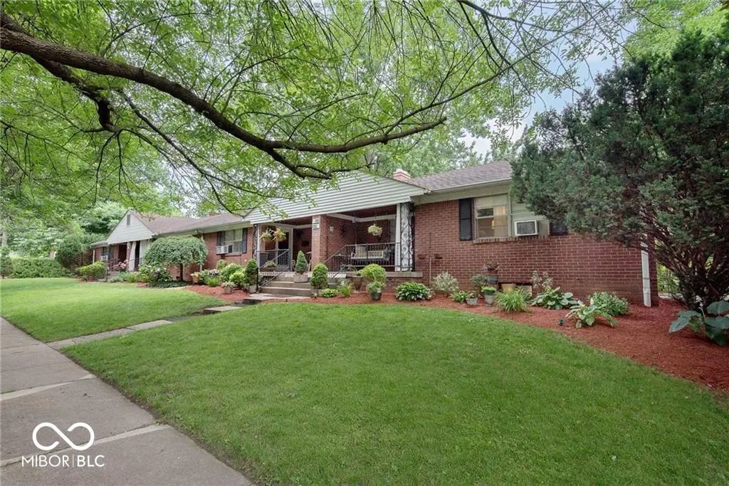 1721 Woodruff Place Cross Drive, Indianapolis