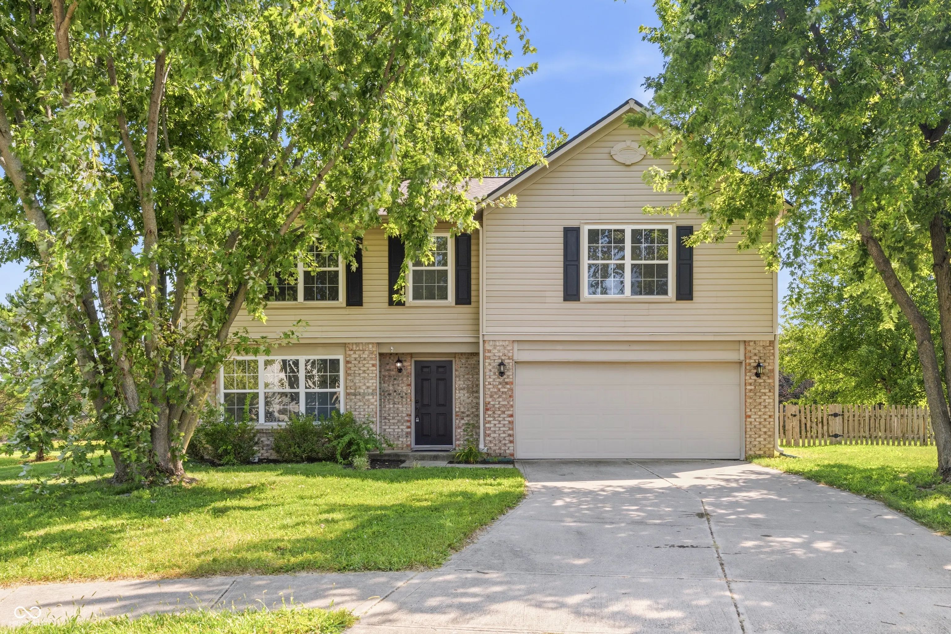 Photo of 4057 Rachel Lane Carmel, IN 46033