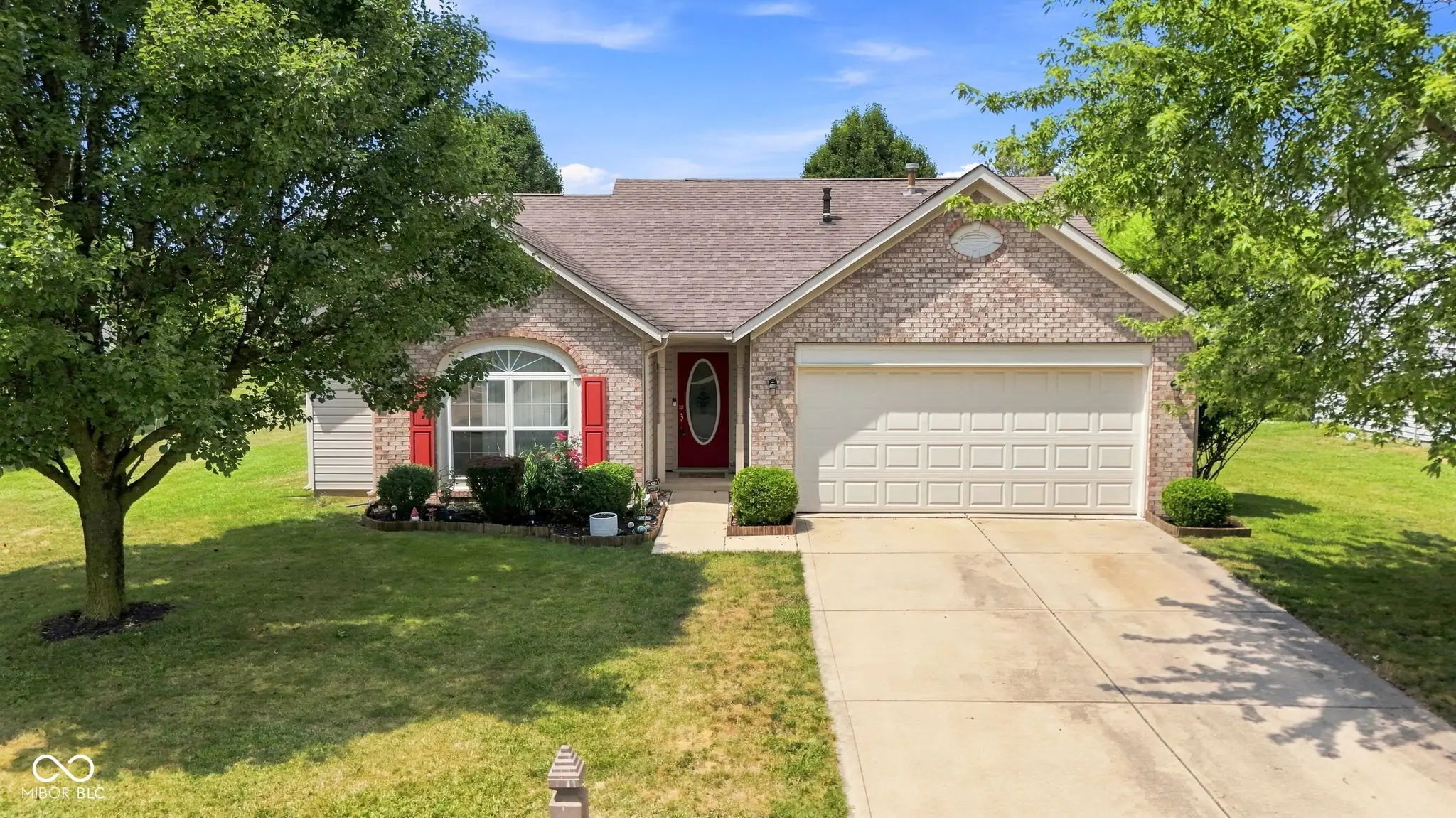 Photo of 14058 Meadow Lake Drive Fishers, IN 46038