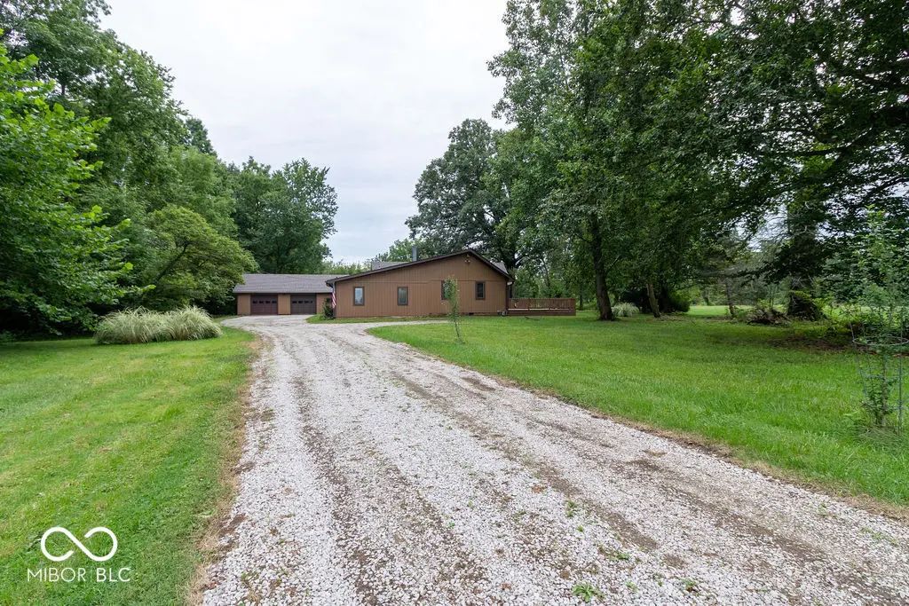 6741 Camby Road, Indianapolis