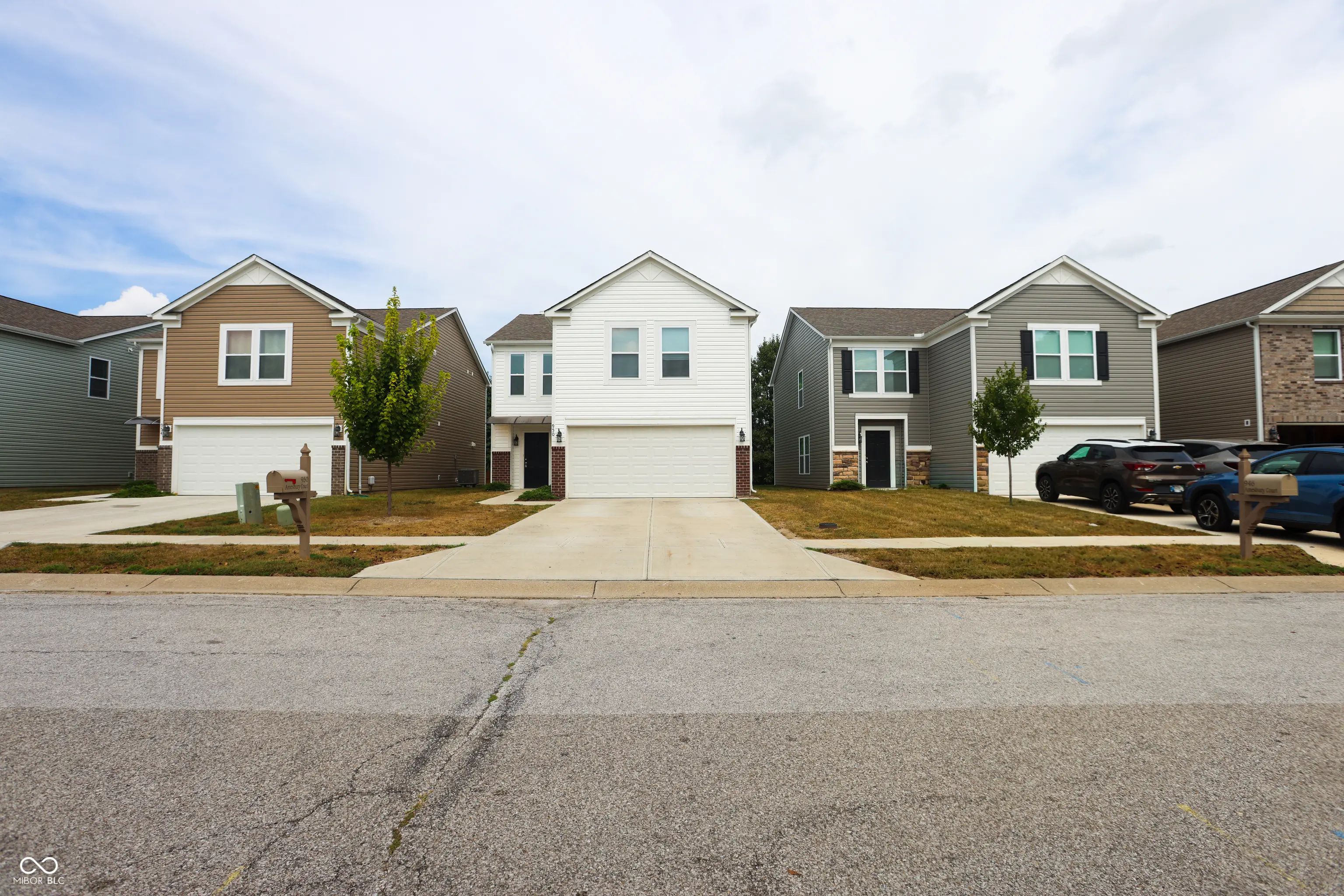 950 Amesbury Court, Indianapolis