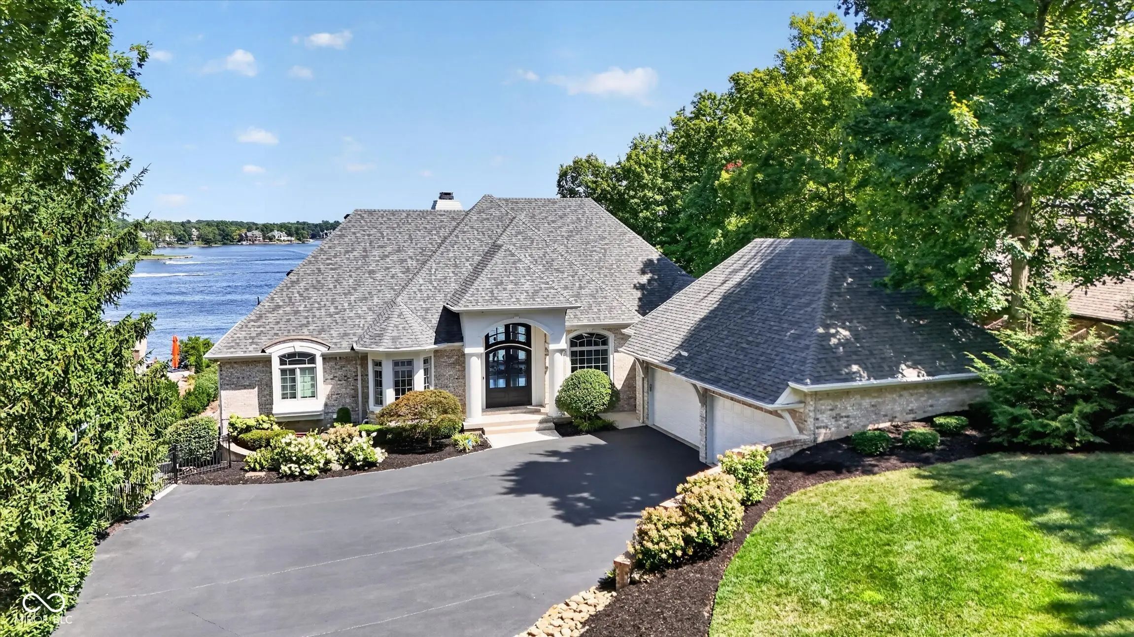 8811 Spinnaker Court, Indianapolis