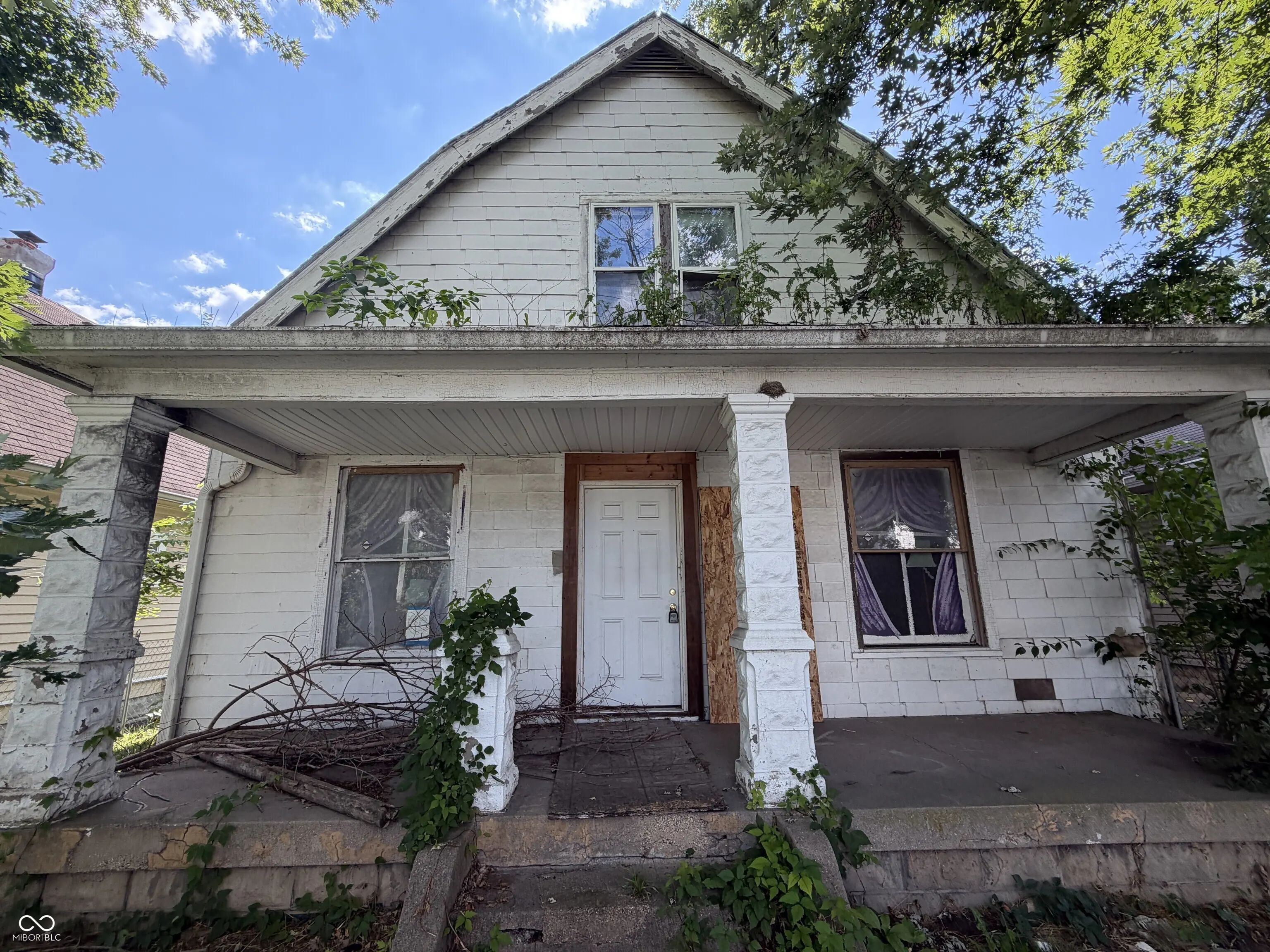 Photo of 640 N Gray Street Indianapolis, IN 46201