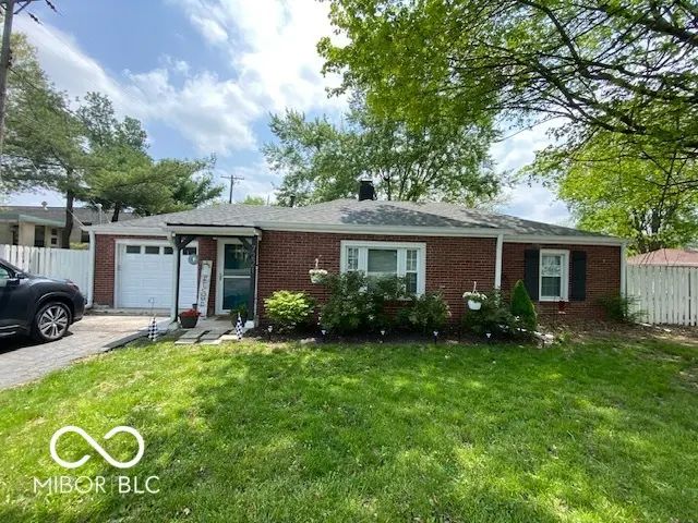 7221 E 10th Street, Indianapolis