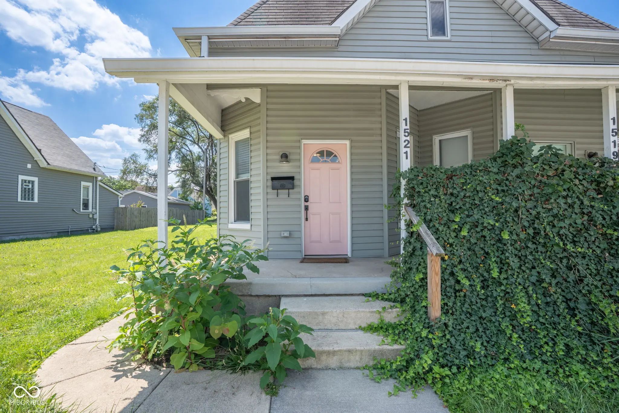 1519 English, Indianapolis