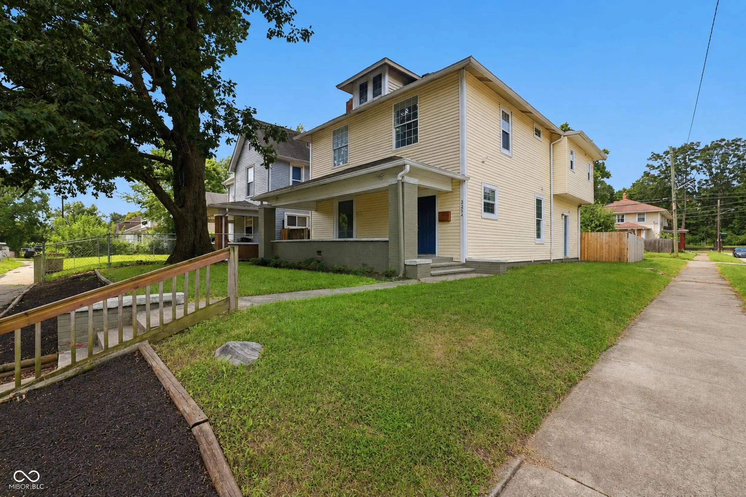 Photo of 3254 Graceland Avenue Indianapolis, IN 46208