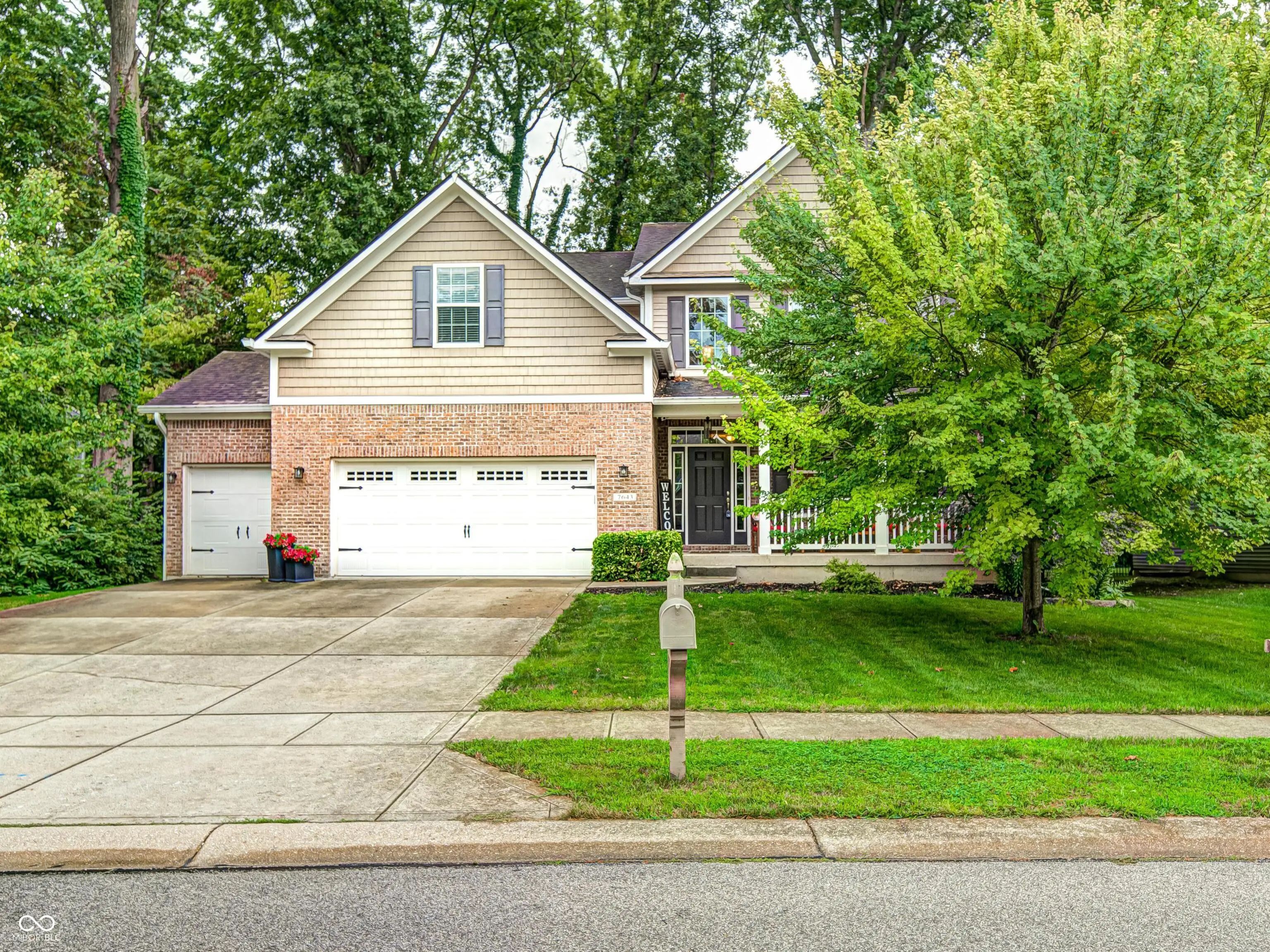 7643 Jessica Lane, Avon