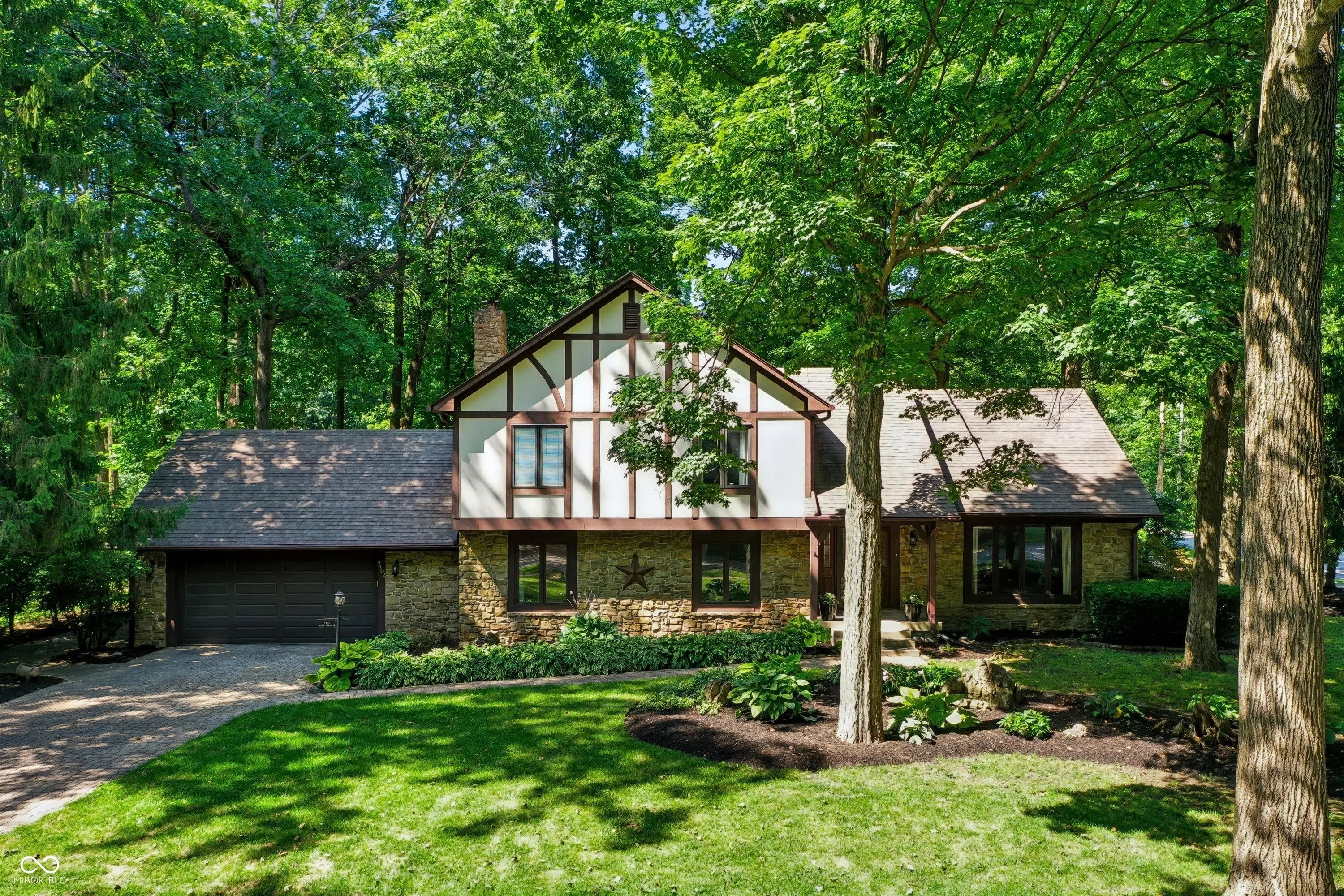 Photo of 7302 Wood Stream Drive Indianapolis, IN 46254