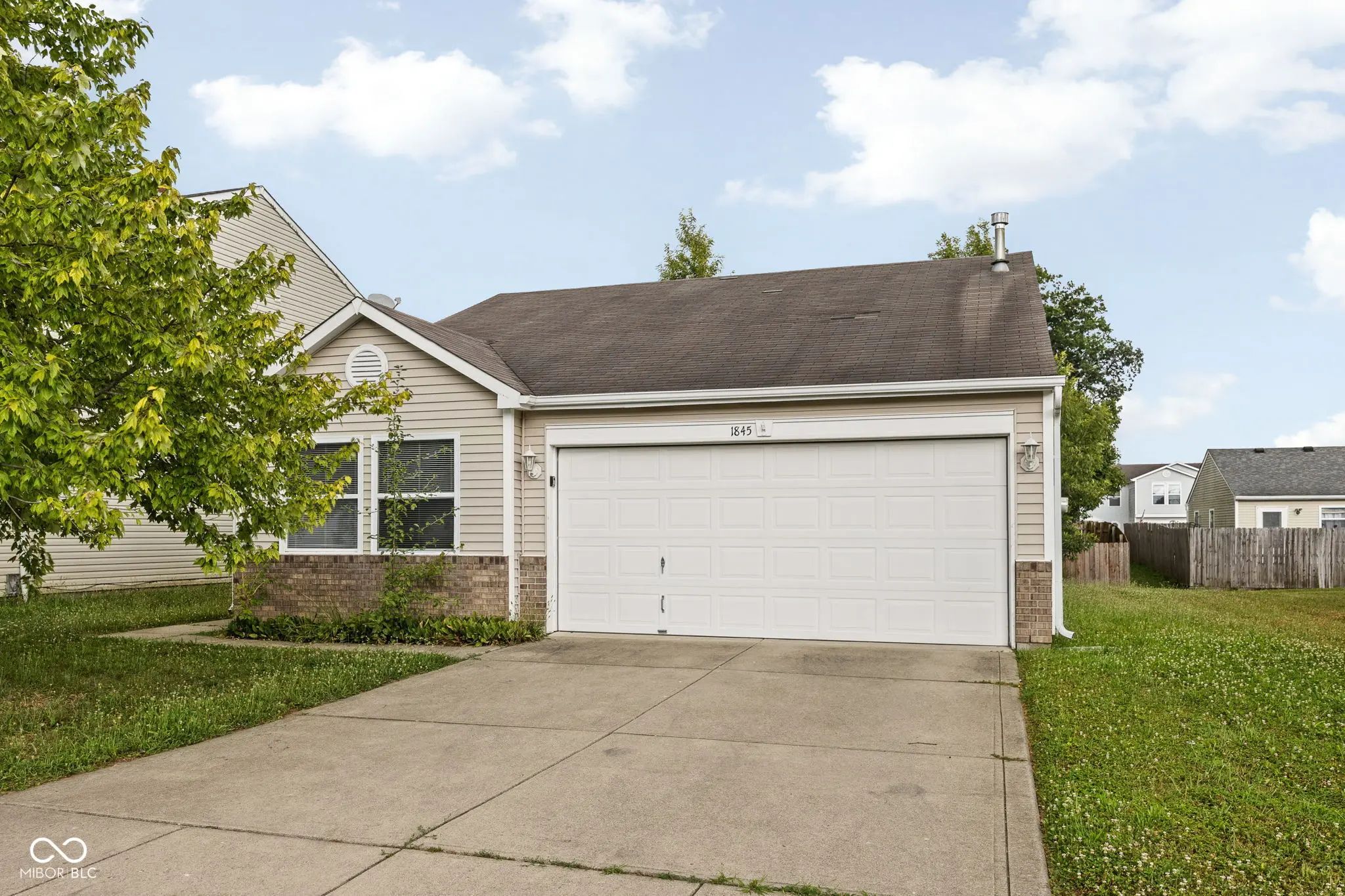 1845 Blue Pine Lane, Indianapolis