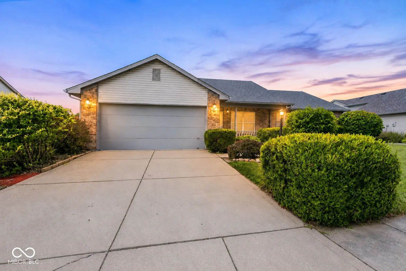 Photo of 510 E Quail Ridge Drive Westfield, IN 46074