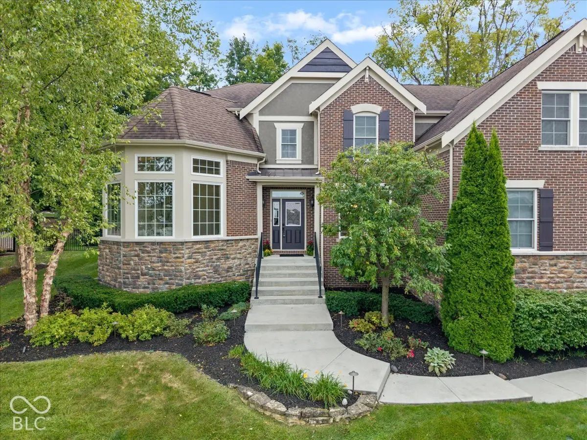 10529 Geist View Drive, Fishers