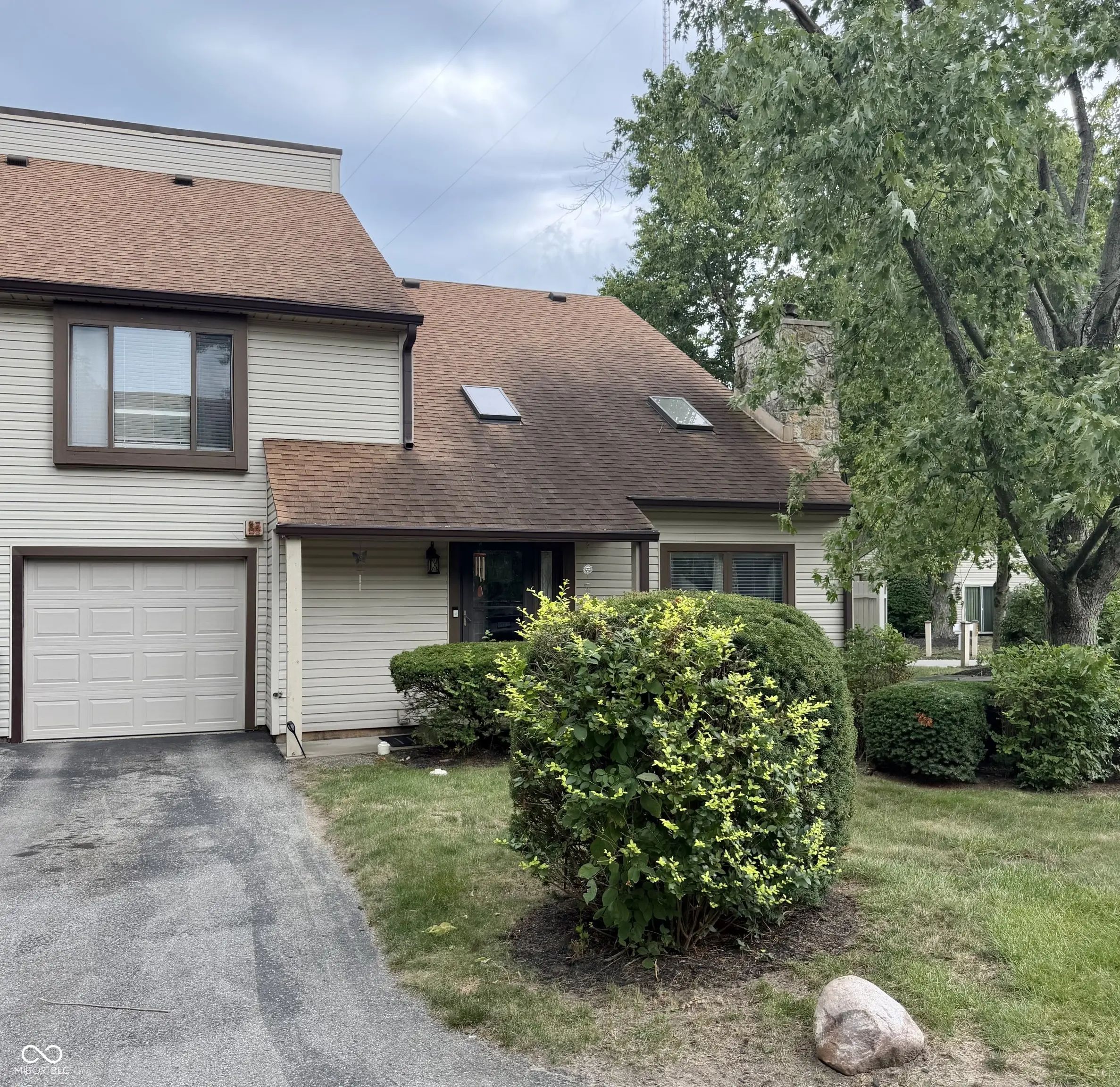 Photo of 2476 Hideaway North Drive Indianapolis, IN 46268