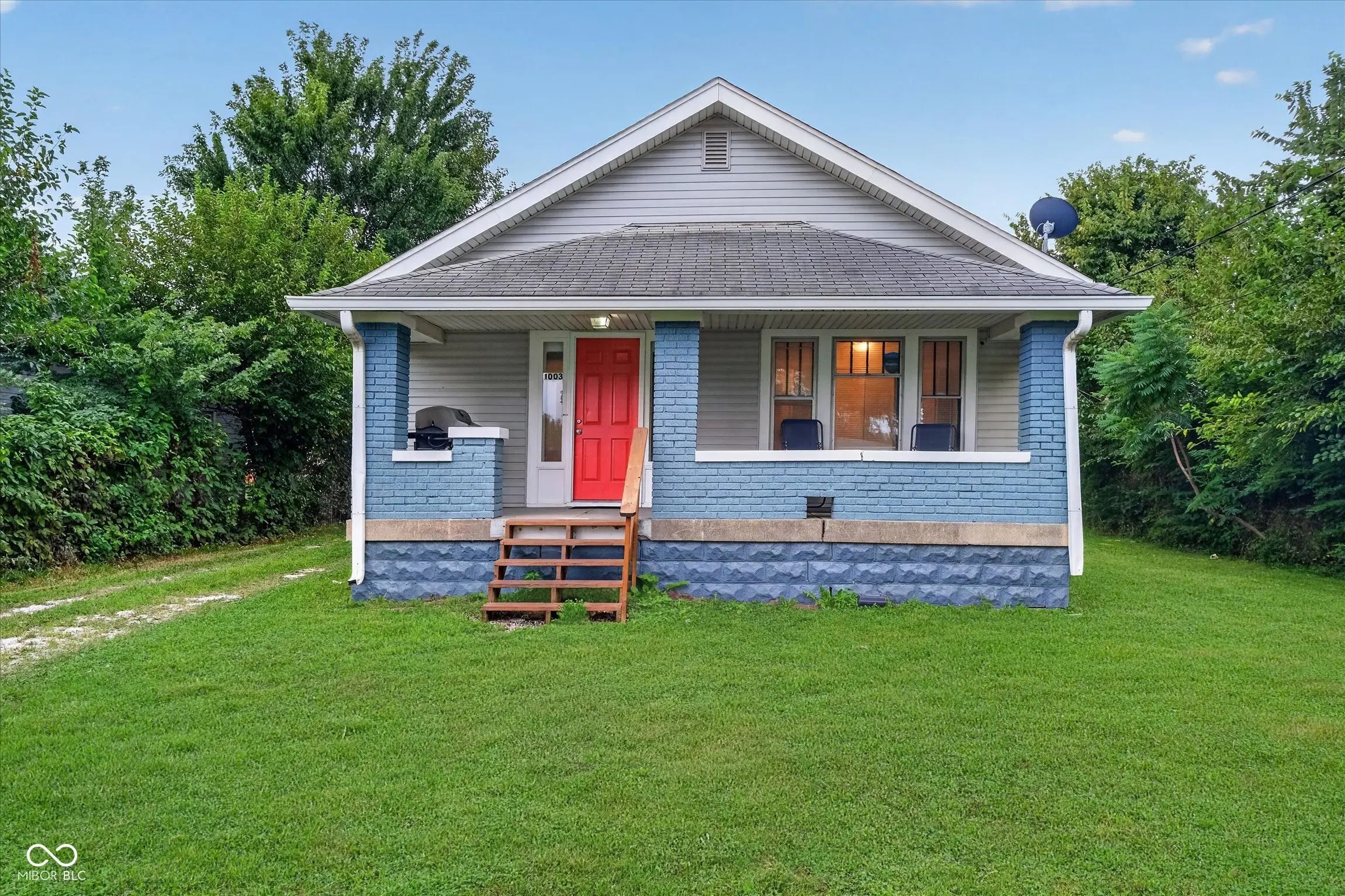 1003 W Troy Avenue, Indianapolis