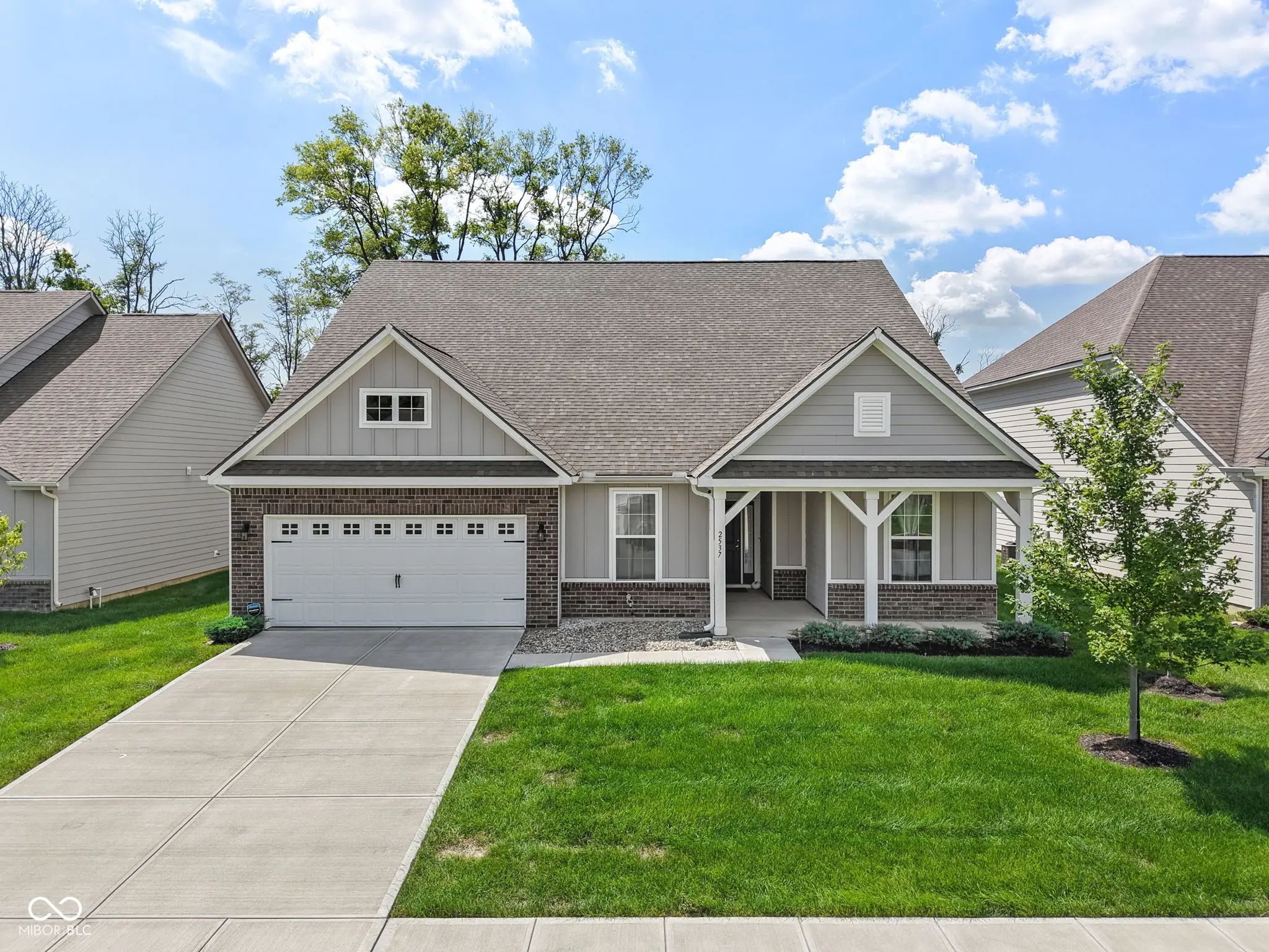 2537 Riviera Place, Greenwood