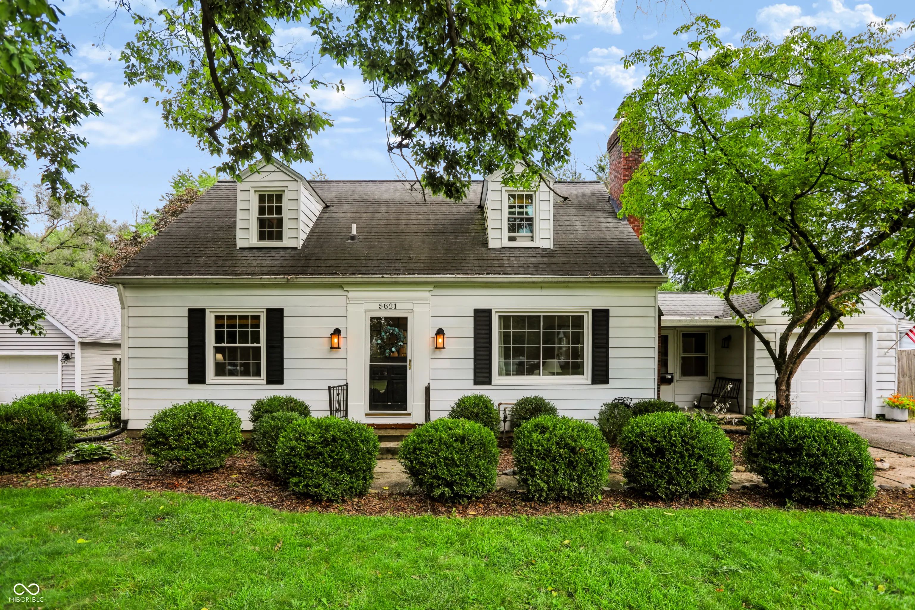 5821 N Oxford Street, Indianapolis