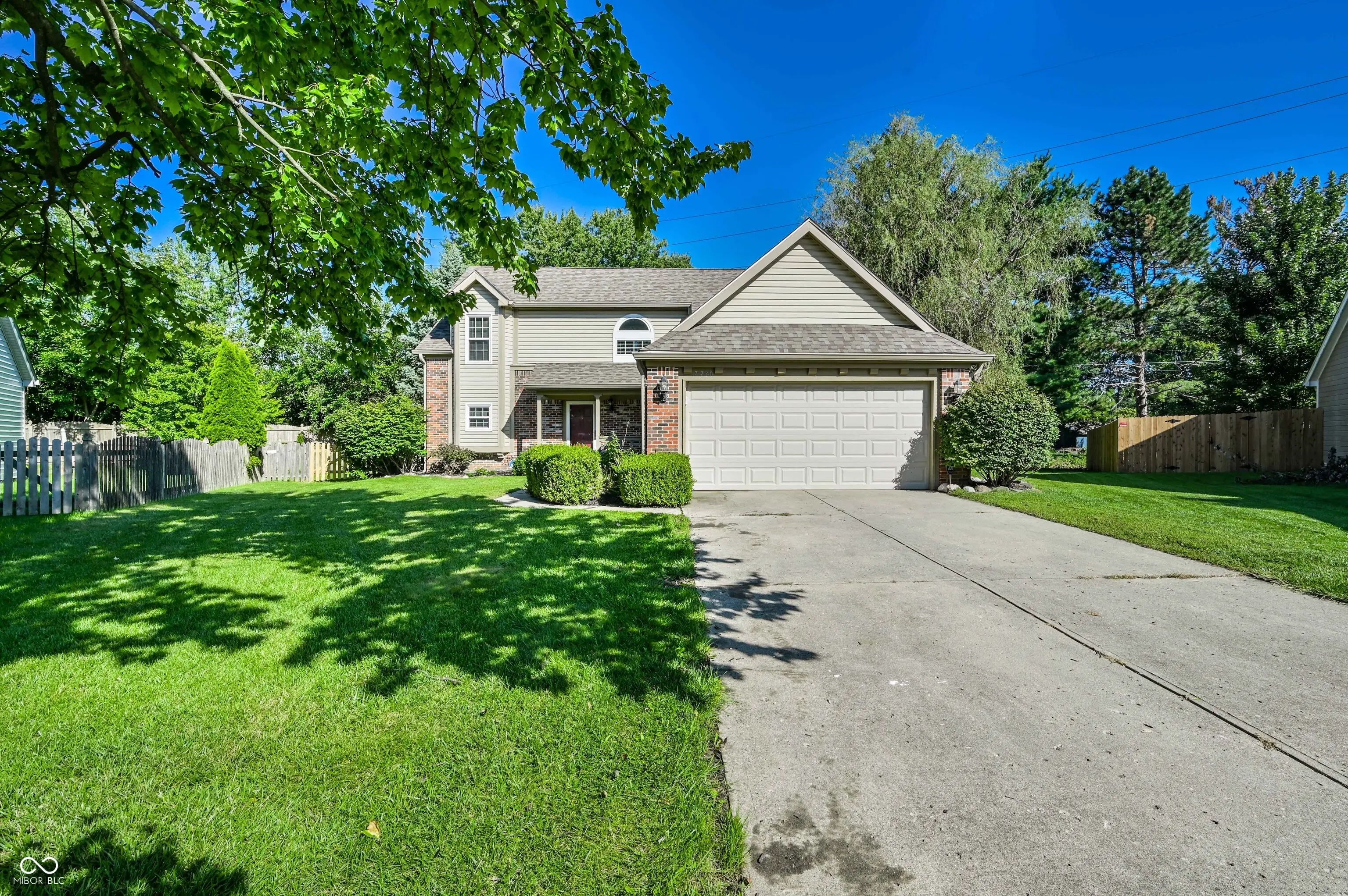 7730 Hollow Ridge Circle, Indianapolis