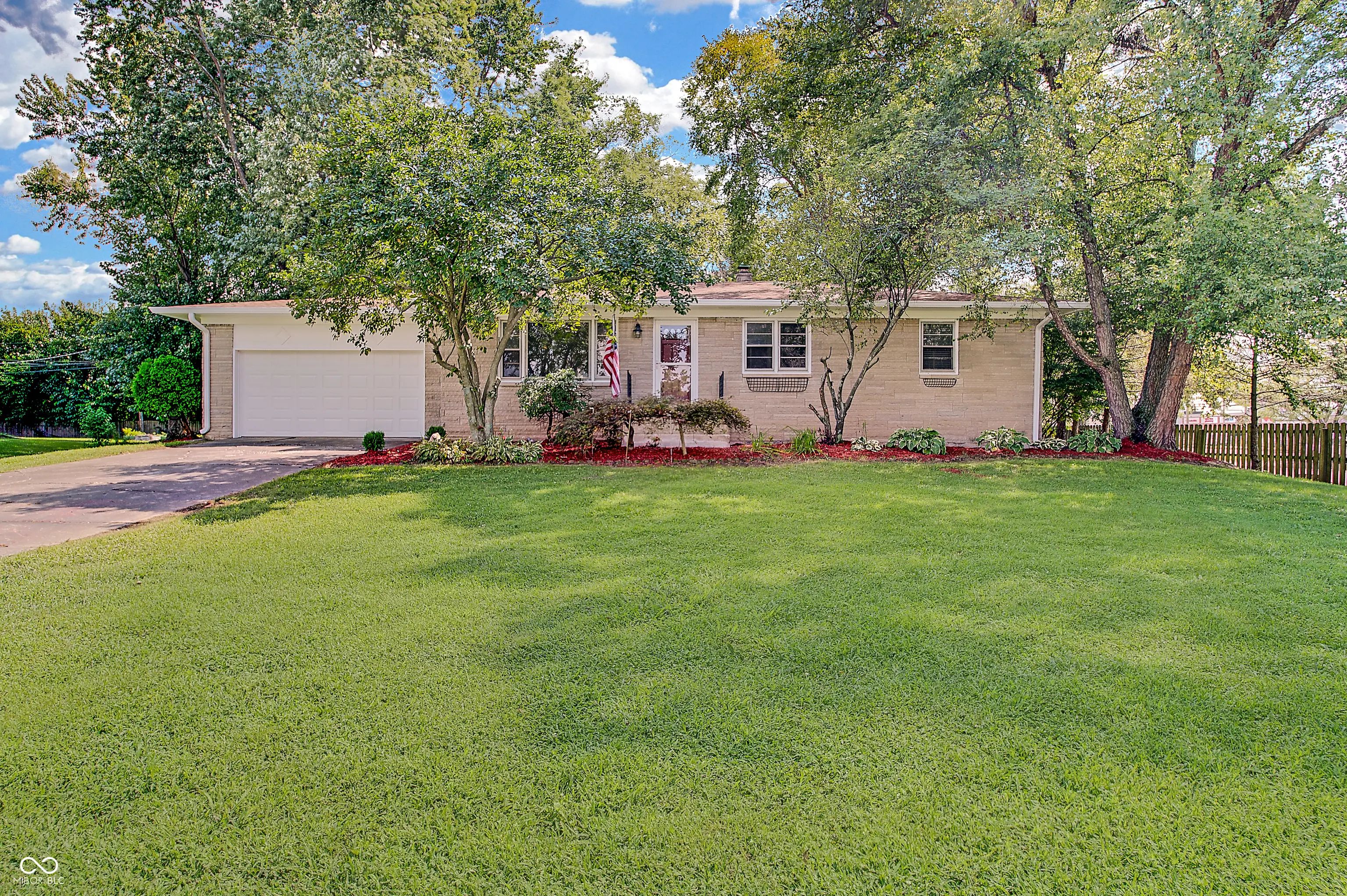47 Dixie Drive, Indianapolis