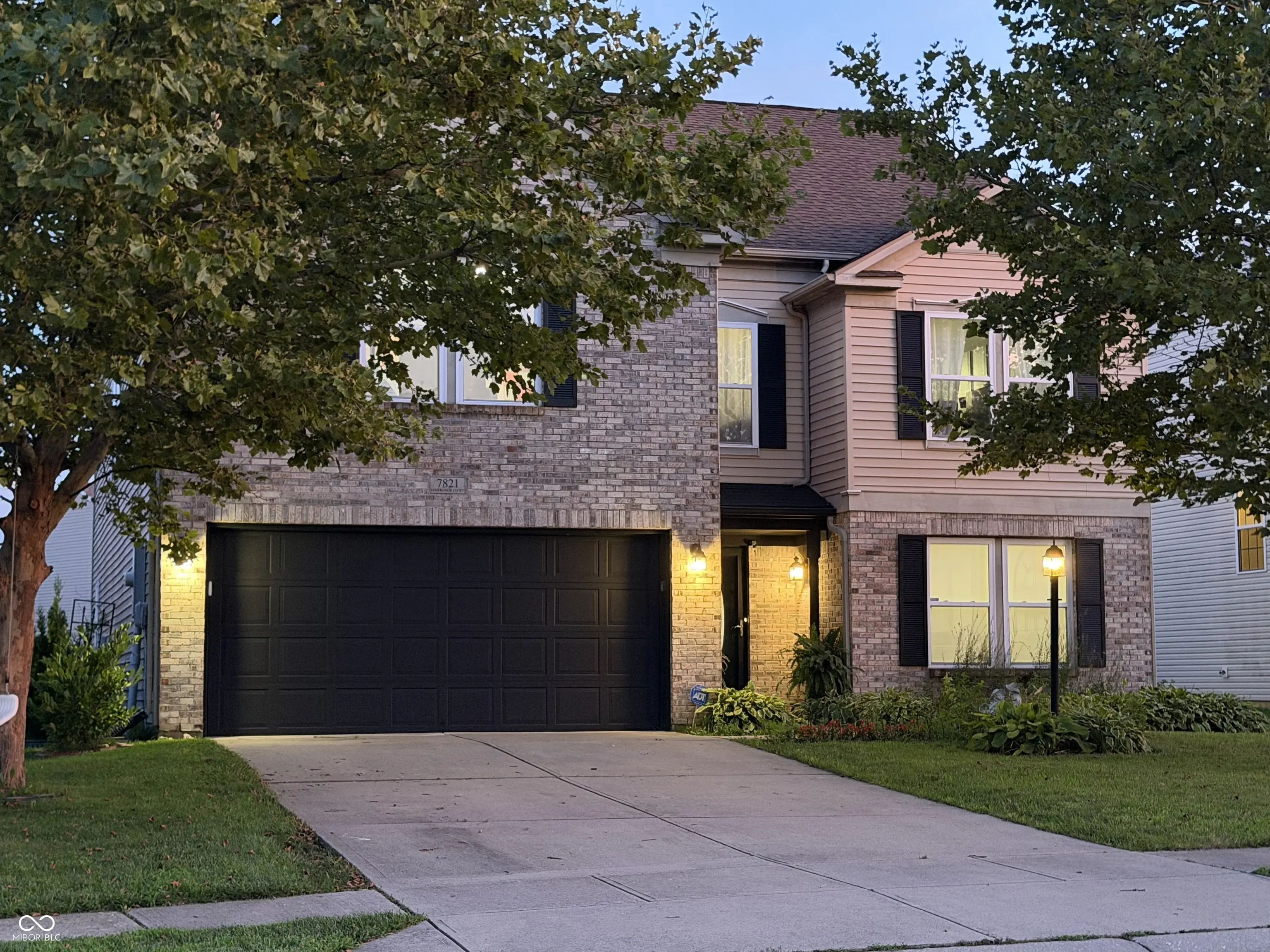 7821 Edgemanor Court, Indianapolis