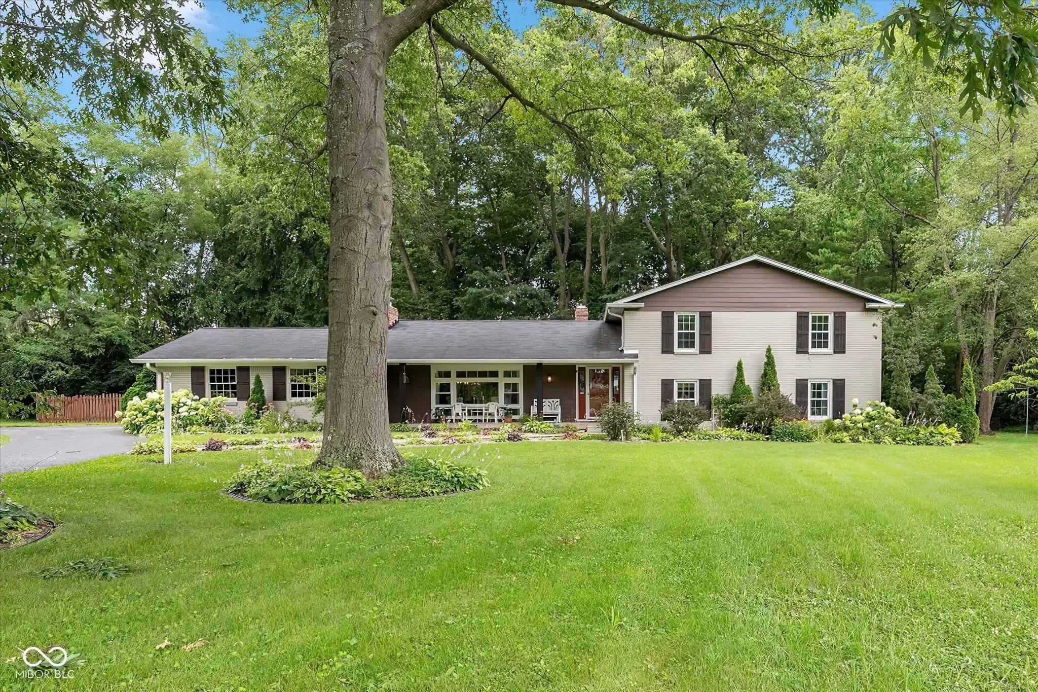 8889 Cholla Road, Indianapolis