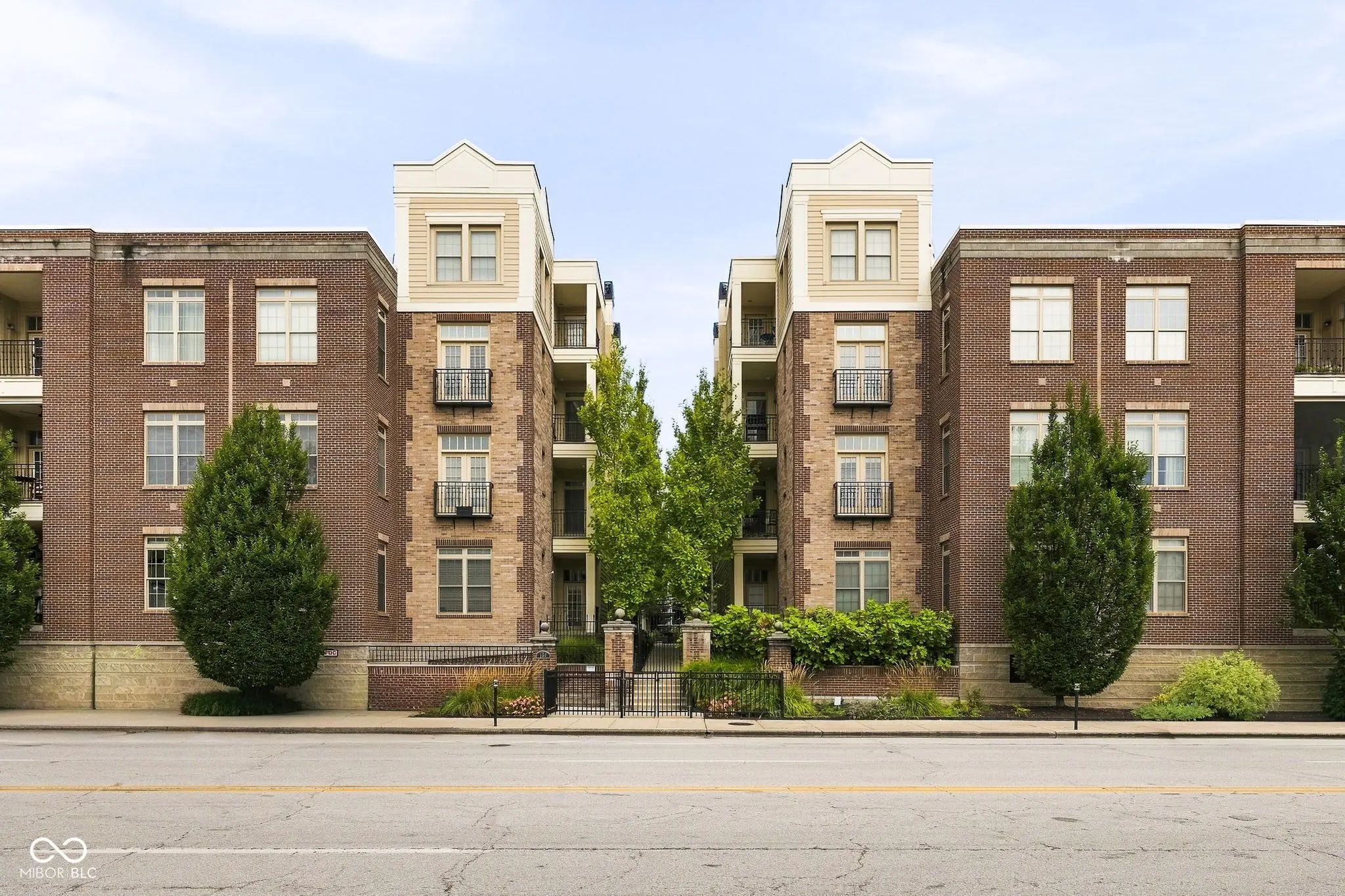 Photo of 450 E Ohio Street 114 Indianapolis, IN 46204