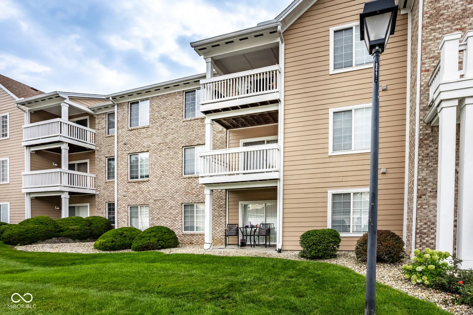 6525 Emerald Hill Court 205, Indianapolis