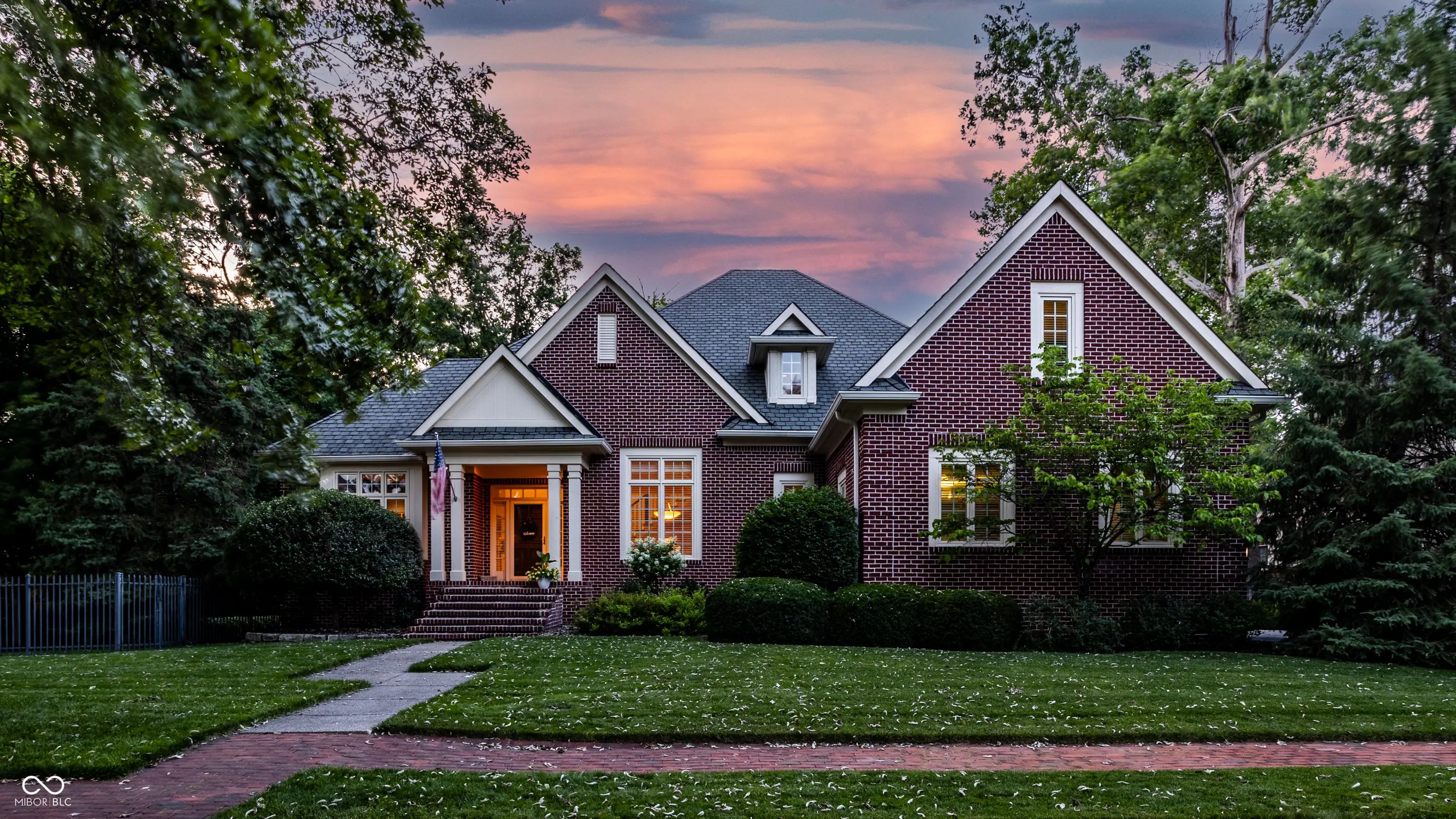 Photo of 4328 Heyward Lane Indianapolis, IN 46250