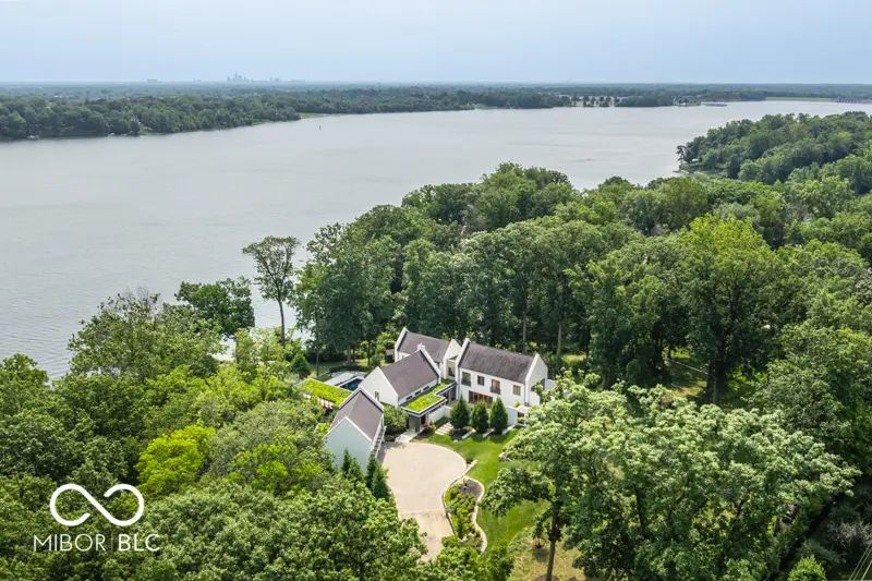 Photo of 5215 Green Braes East Drive Indianapolis, IN 46234