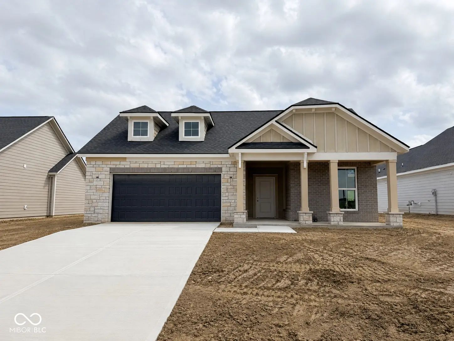 Photo of 8829 Constitution Trail Brownsburg, IN 46112
