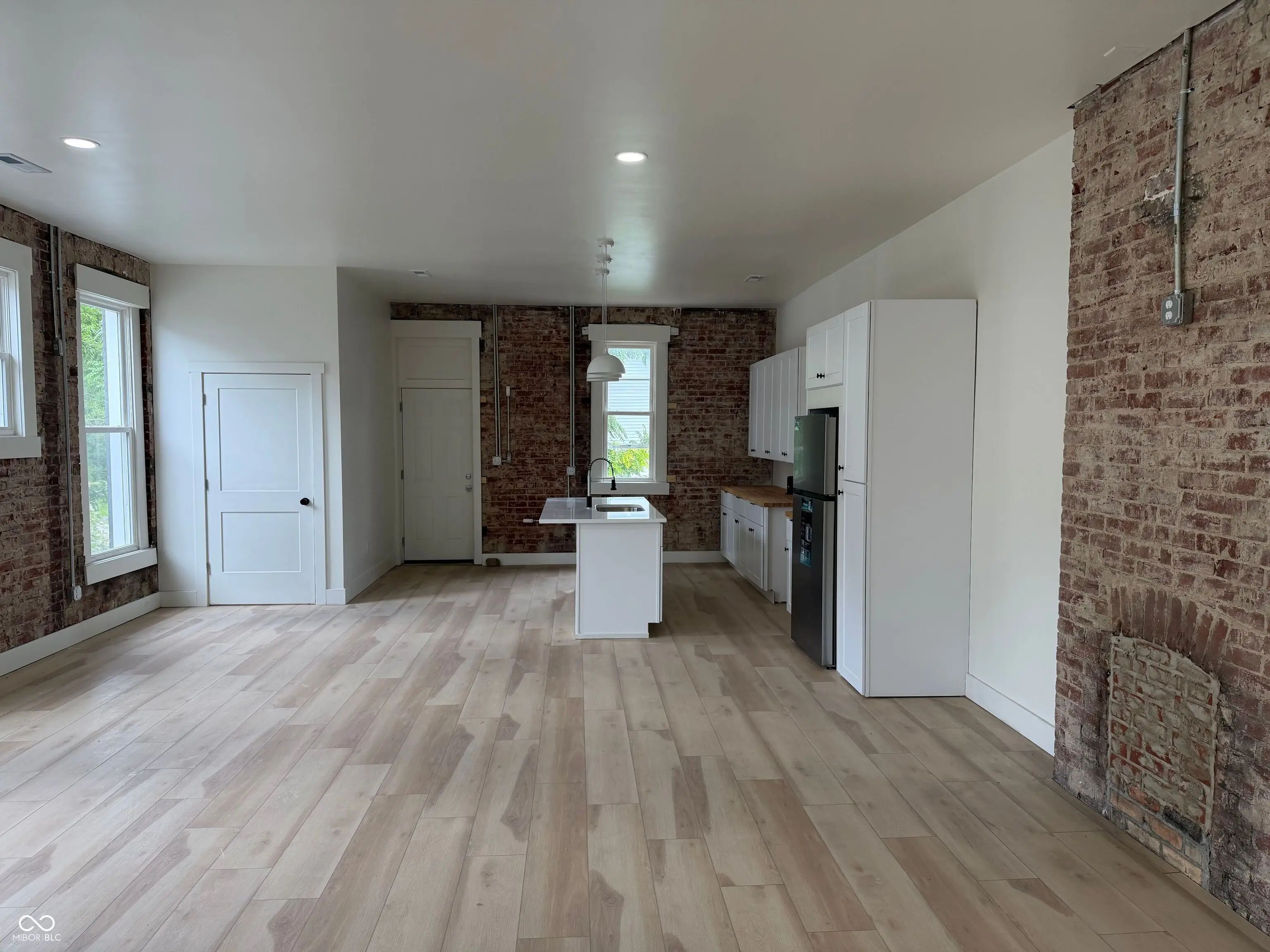 2701 N College Avenue, Indianapolis