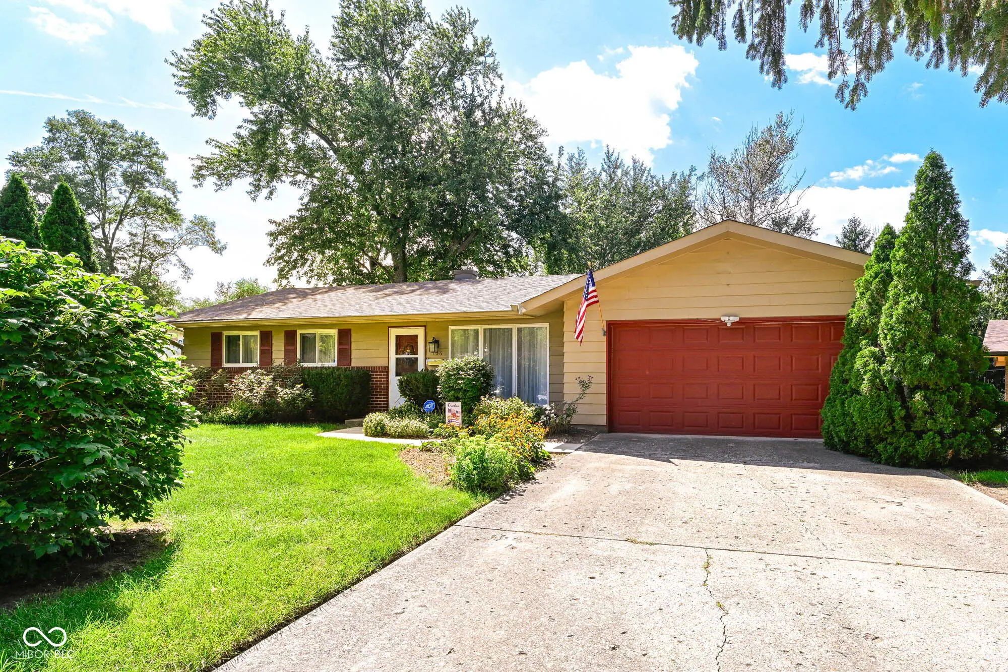Photo of 136 Lantern Carmel, IN 46032